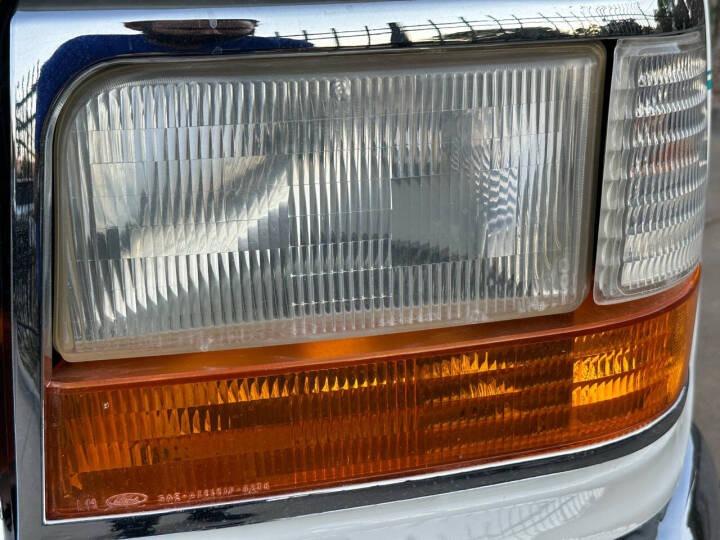 1996 Ford F-150 XLT