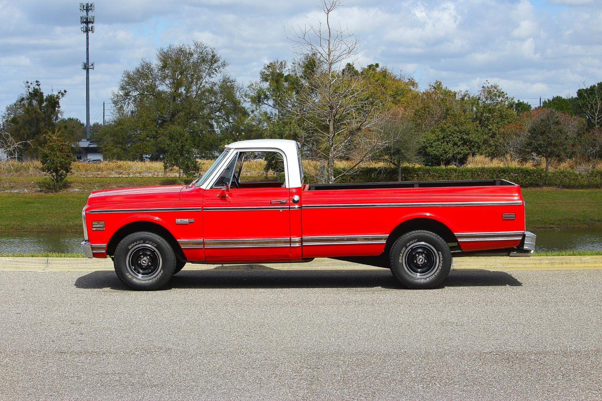 1972 Chevrolet C10 Cheyenne - 2