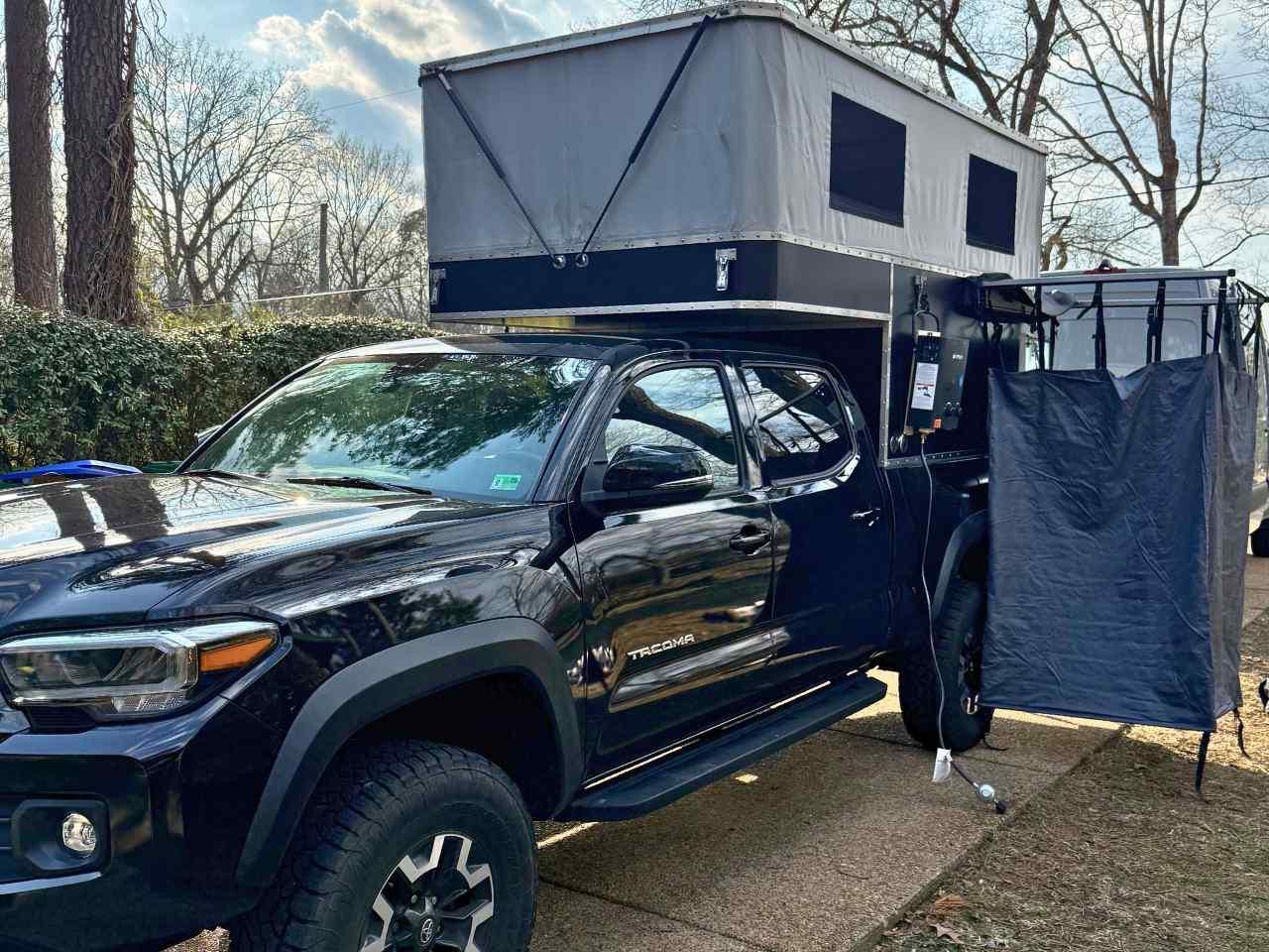 2023 Toyota Tacoma TRD Off-Road - 4