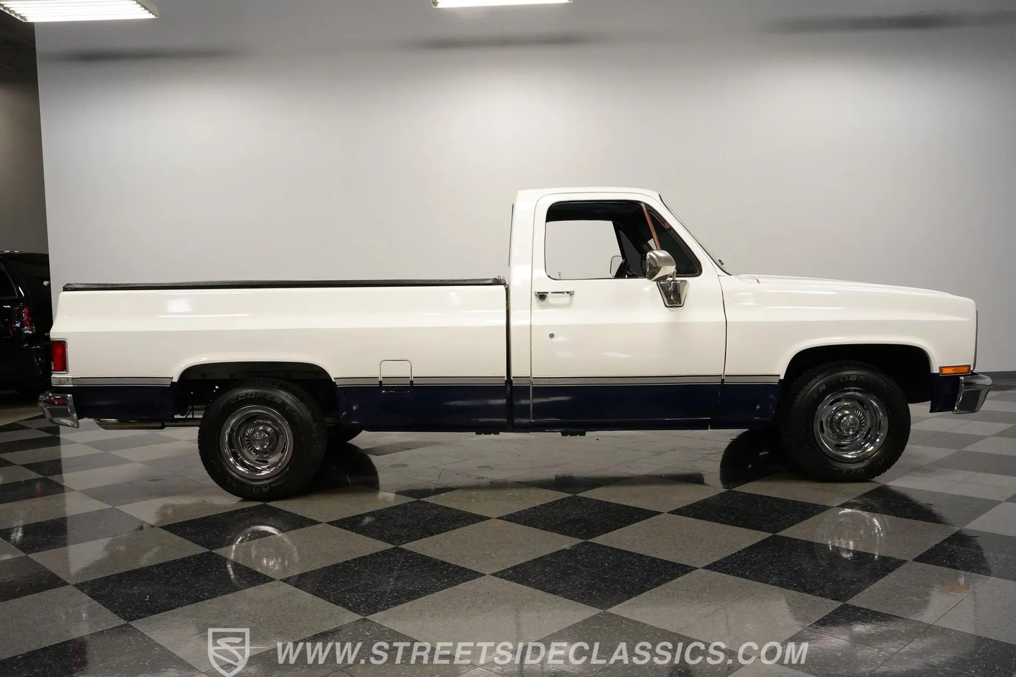 1984 Chevrolet C10 Restomod