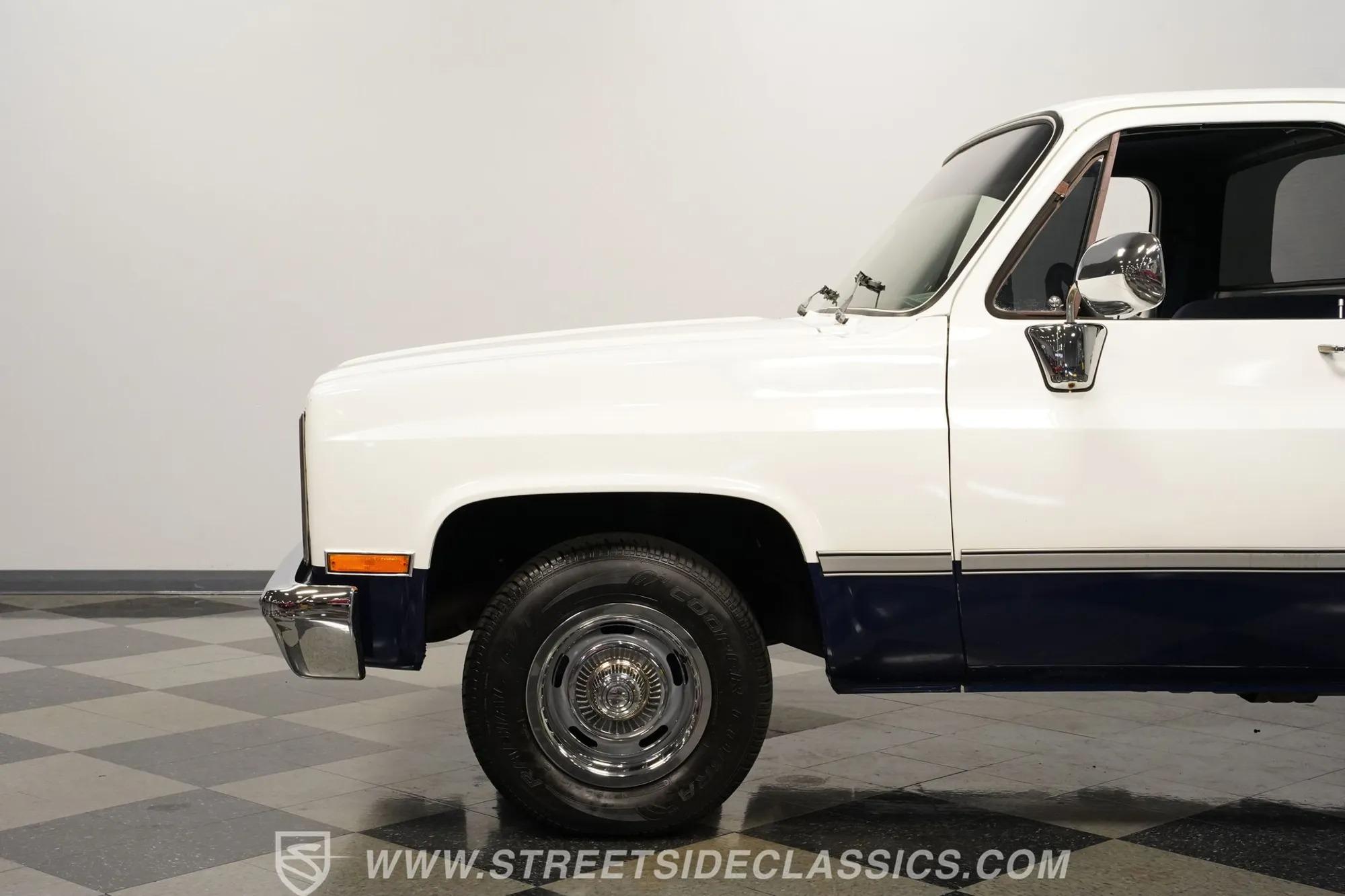 1984 Chevrolet C10 Restomod