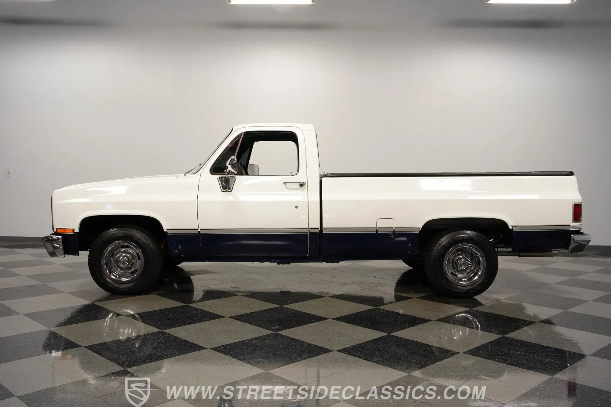 1984 Chevrolet C10 Restomod - 2