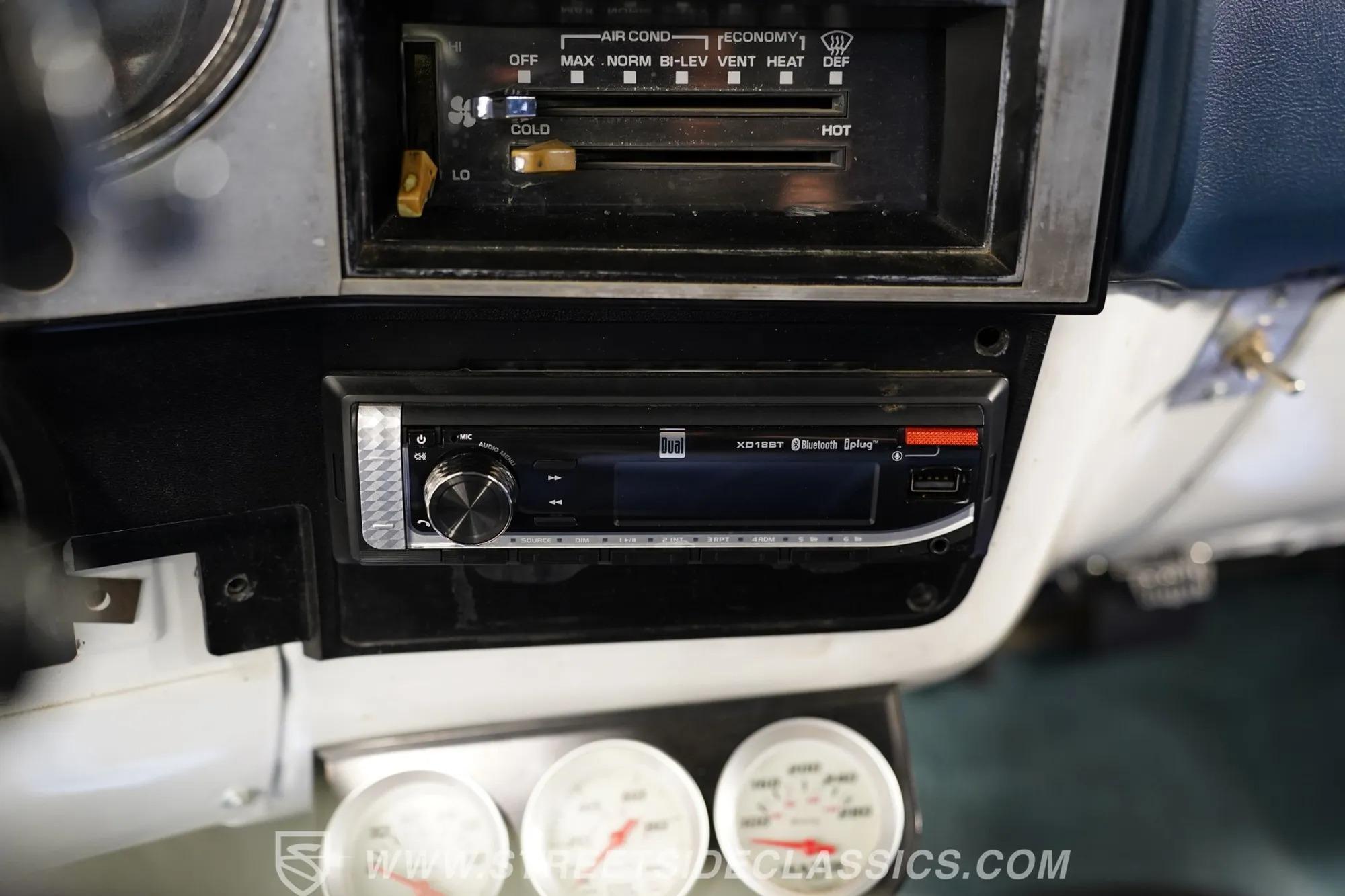 1984 Chevrolet C10 Restomod