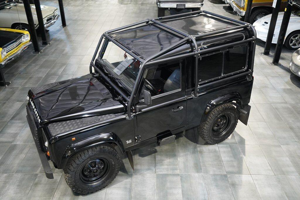  Land Rover Defender