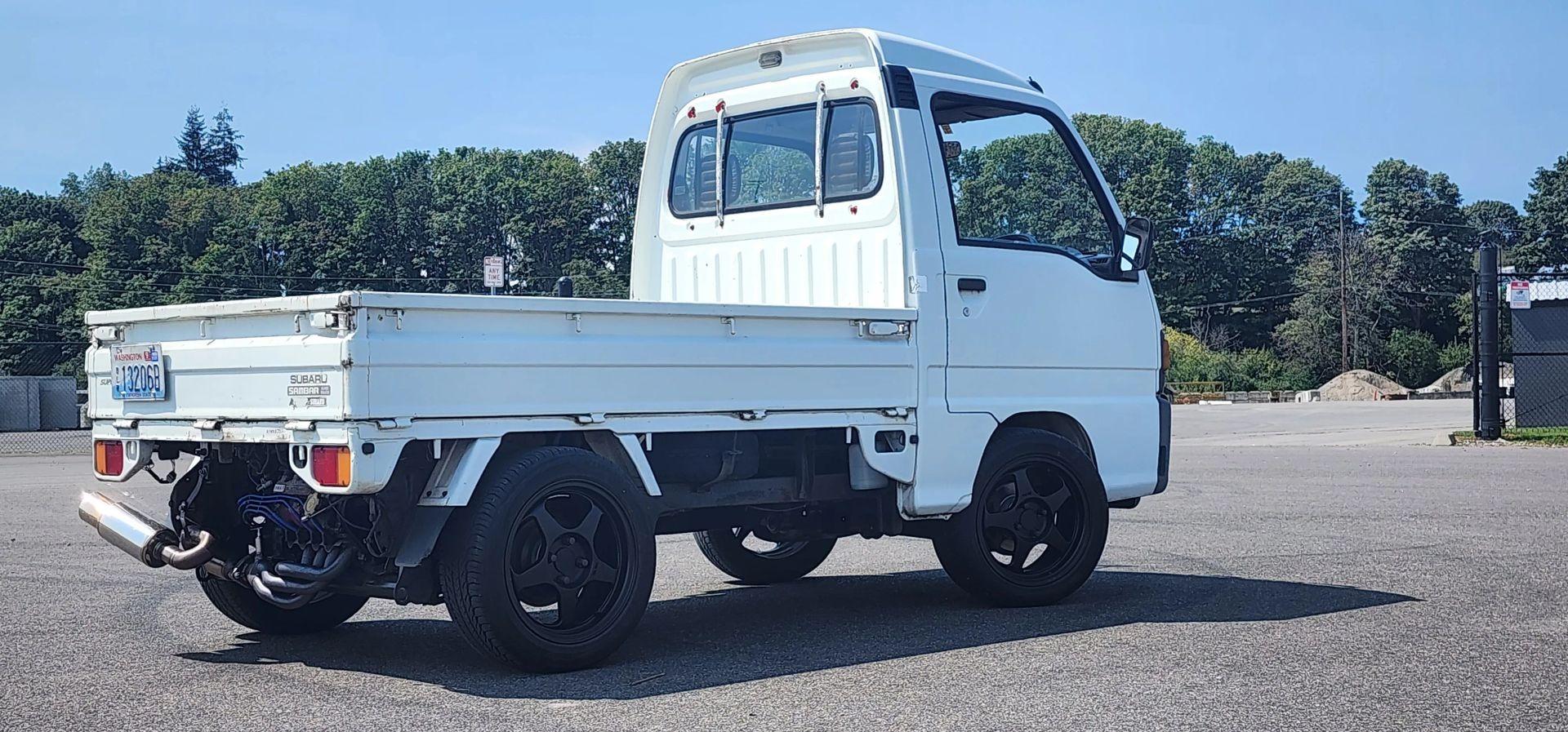 Supercharged 1991 Subaru Sambar Akebo