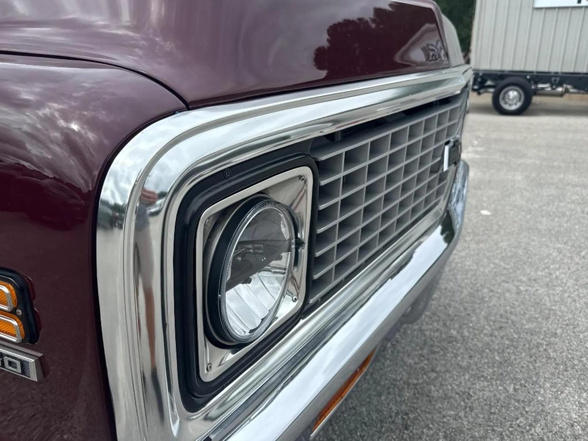 1972 Chevrolet Suburban 4×4