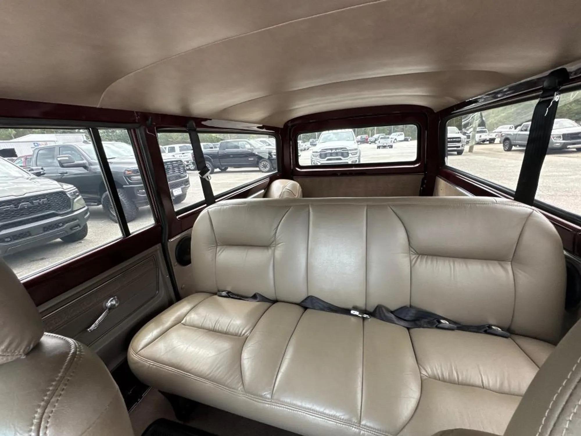 1972 Chevrolet Suburban 4×4