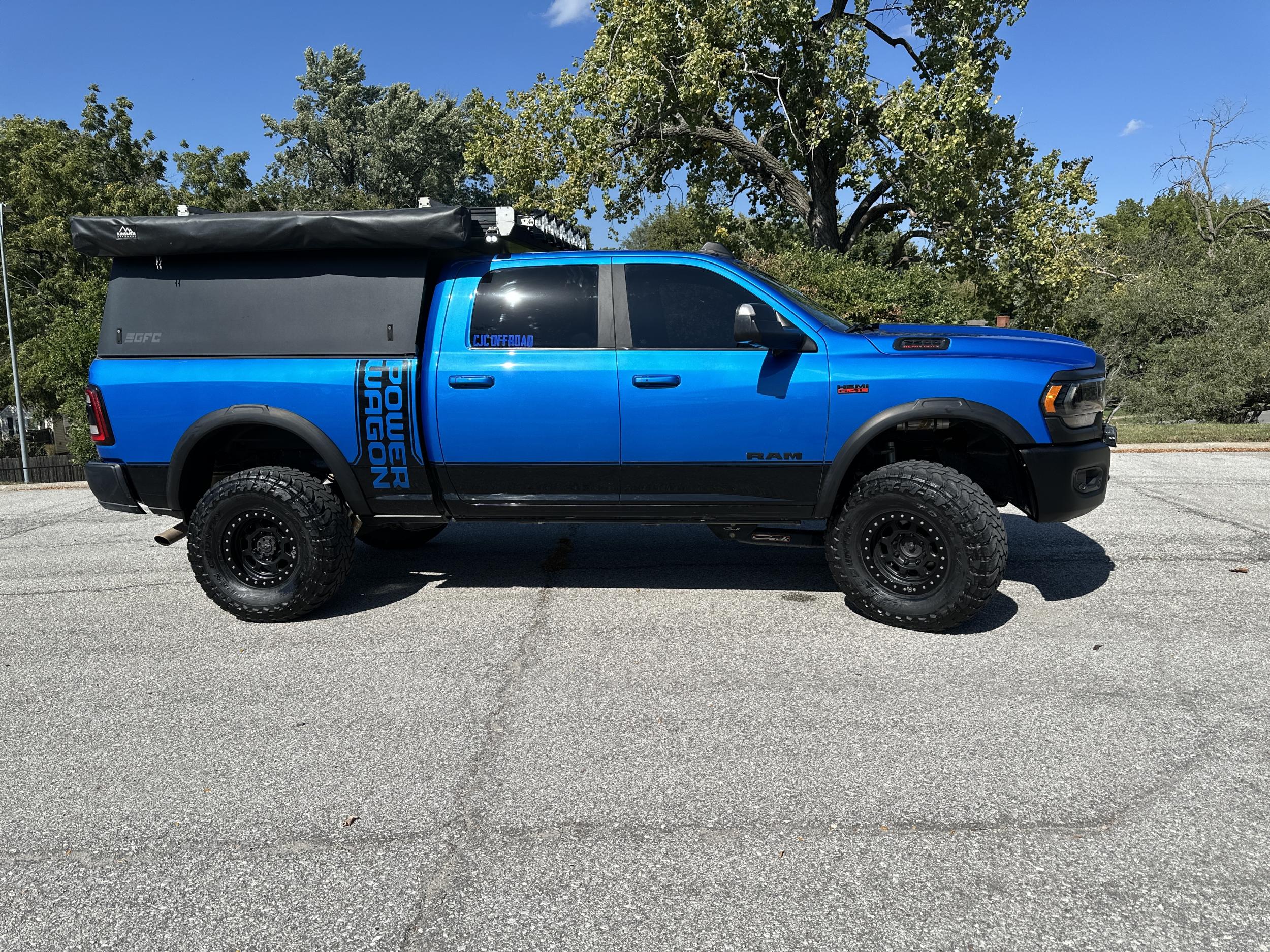2020 RAM 2500 Power Wagon Camper