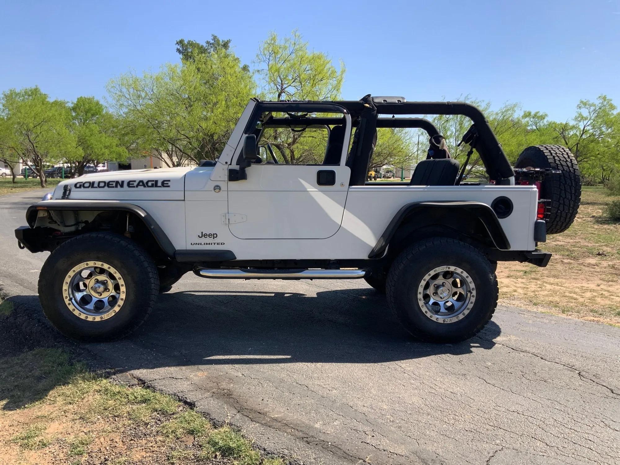 46k-Mile 2006 Jeep Wrangler Unlimited LJ Sport 4×4