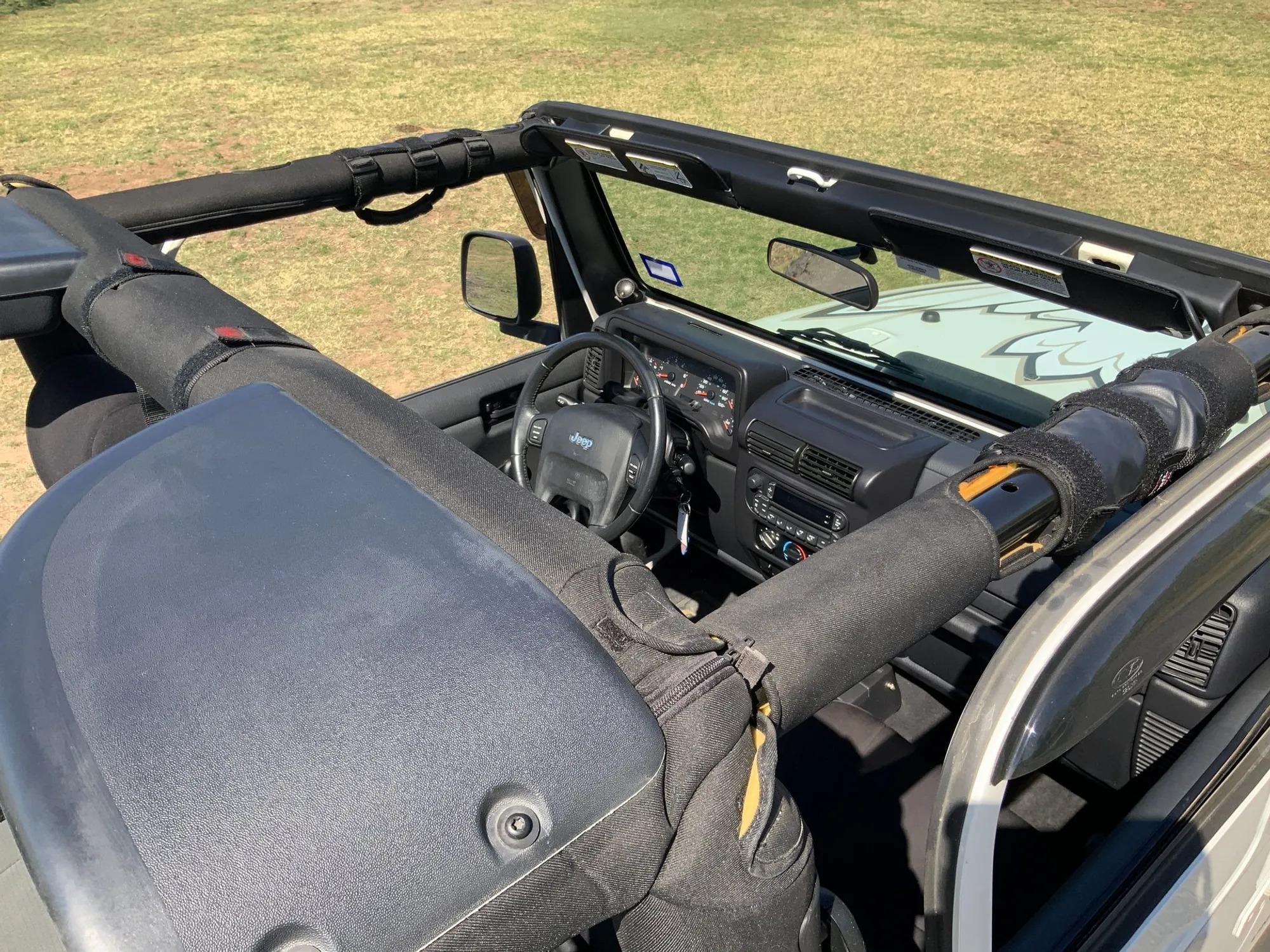 46k-Mile 2006 Jeep Wrangler Unlimited LJ Sport 4×4