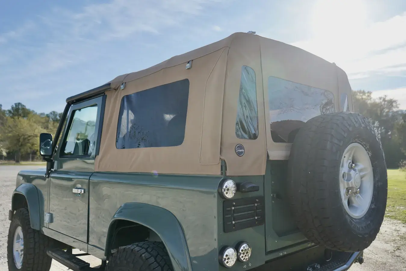 Restomod 1997 Land Rover Defender 90 Soft Top