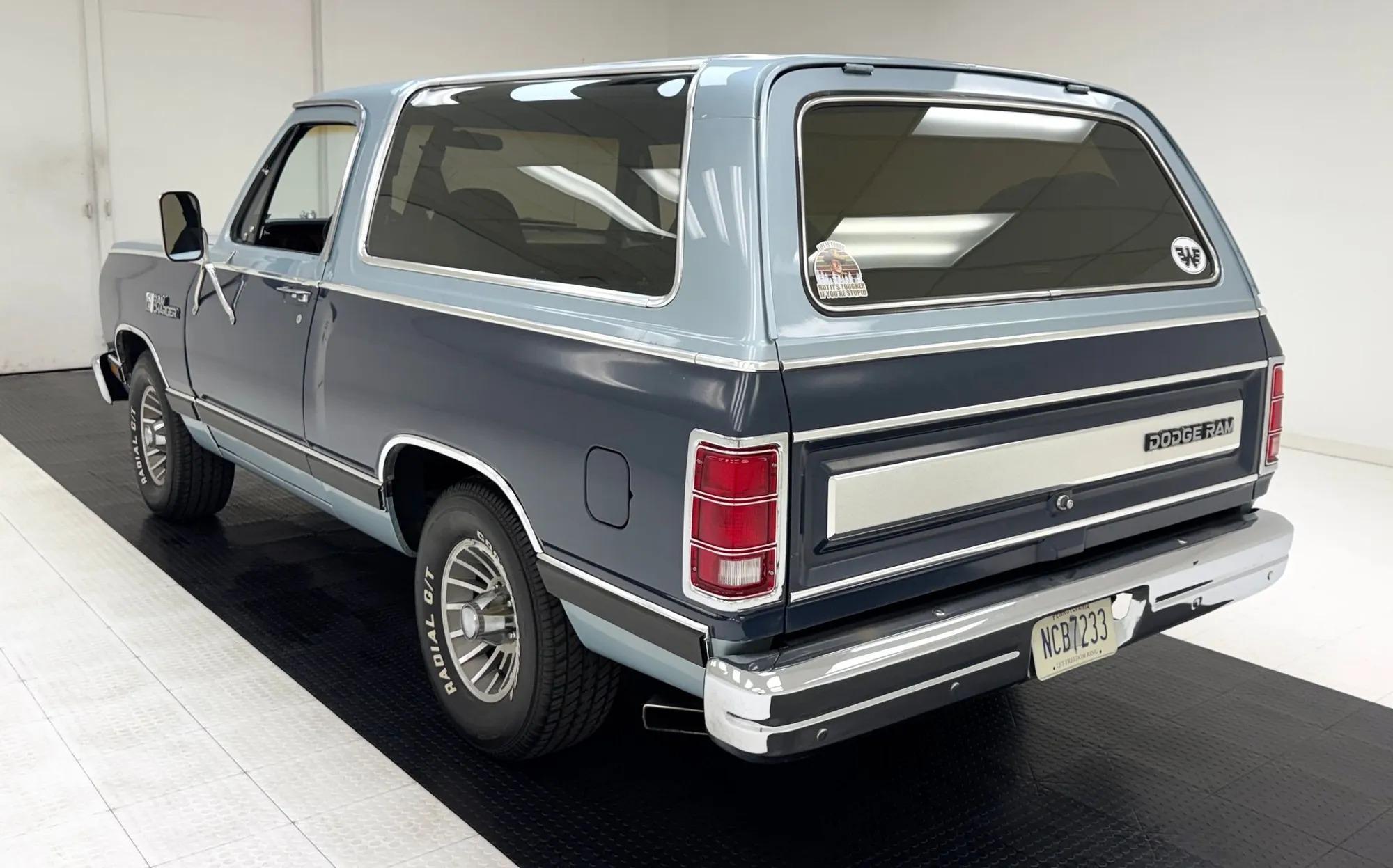1987 Dodge Ramcharger 150 LE - 2