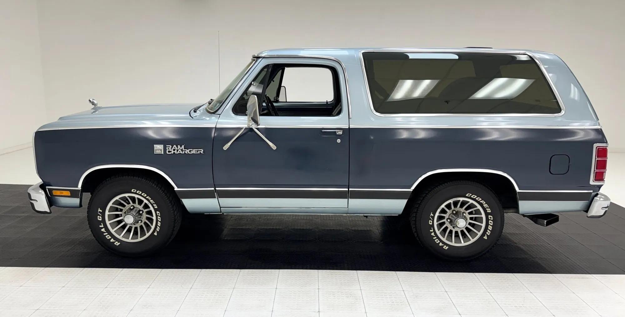 1987 Dodge Ramcharger 150 LE - 3