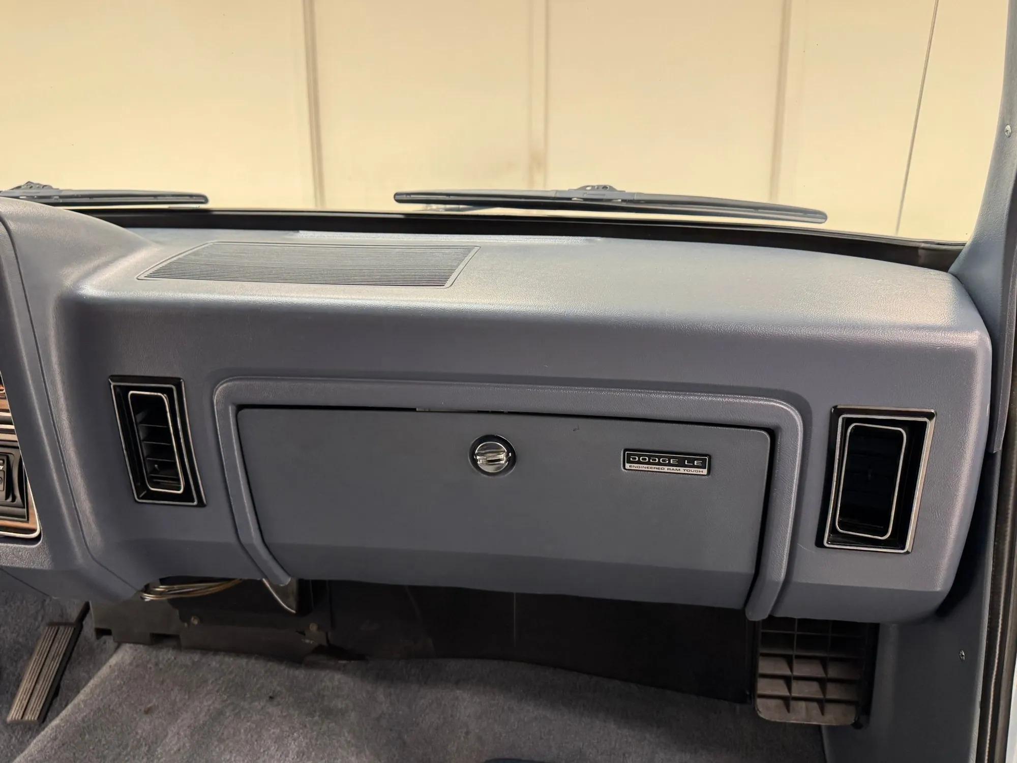 1987 Dodge Ramcharger 150 LE