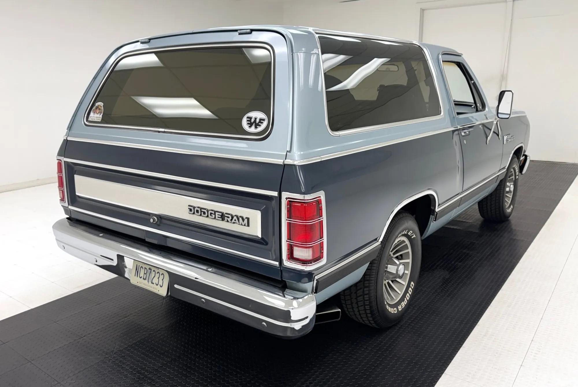 1987 Dodge Ramcharger 150 LE