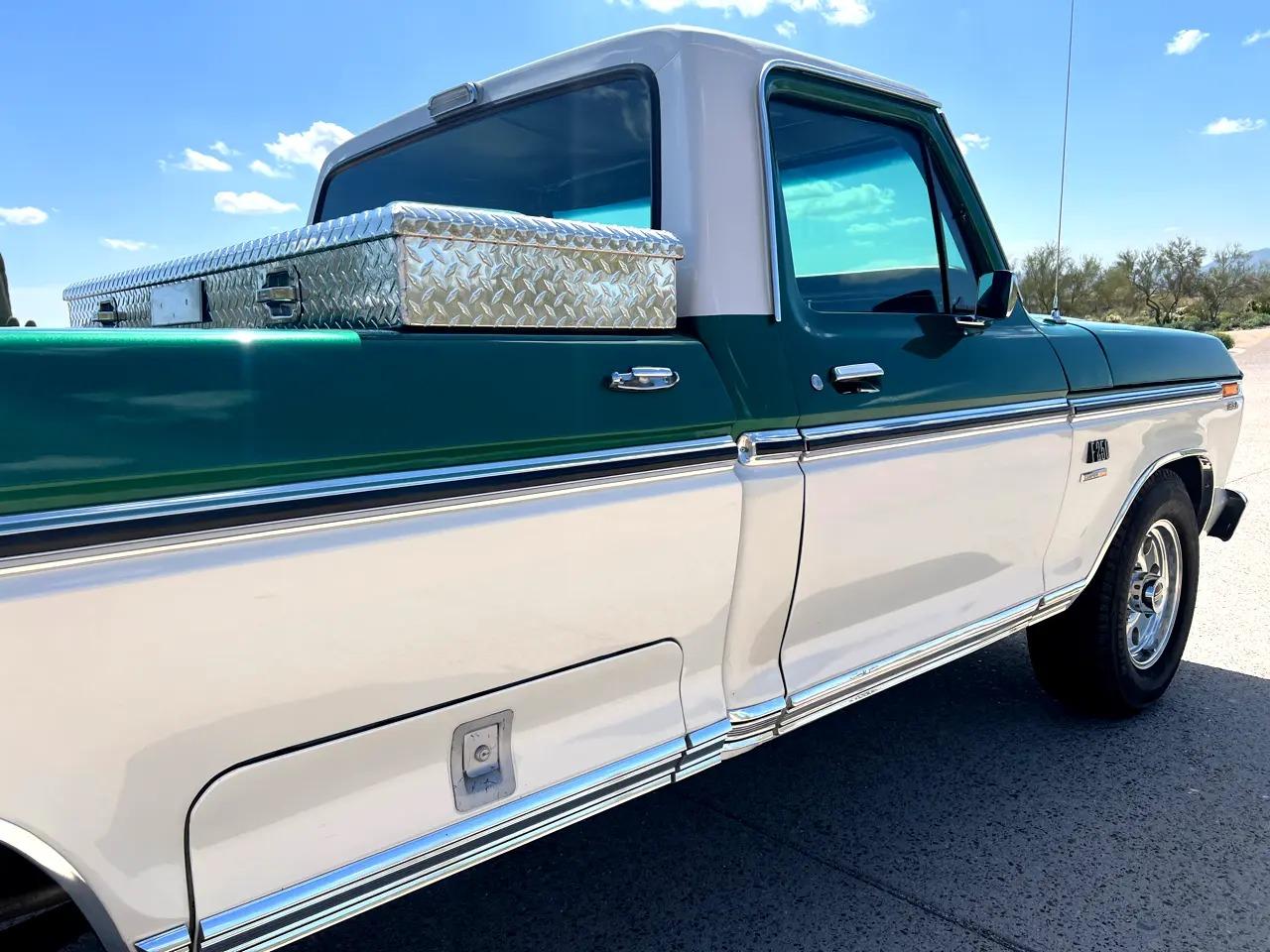 1973 Ford F-250 XLT Supercab