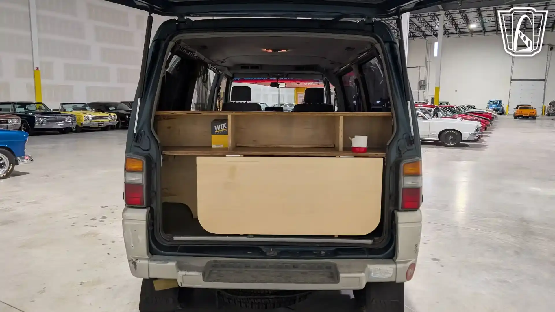 1995 Mitsubishi Delica