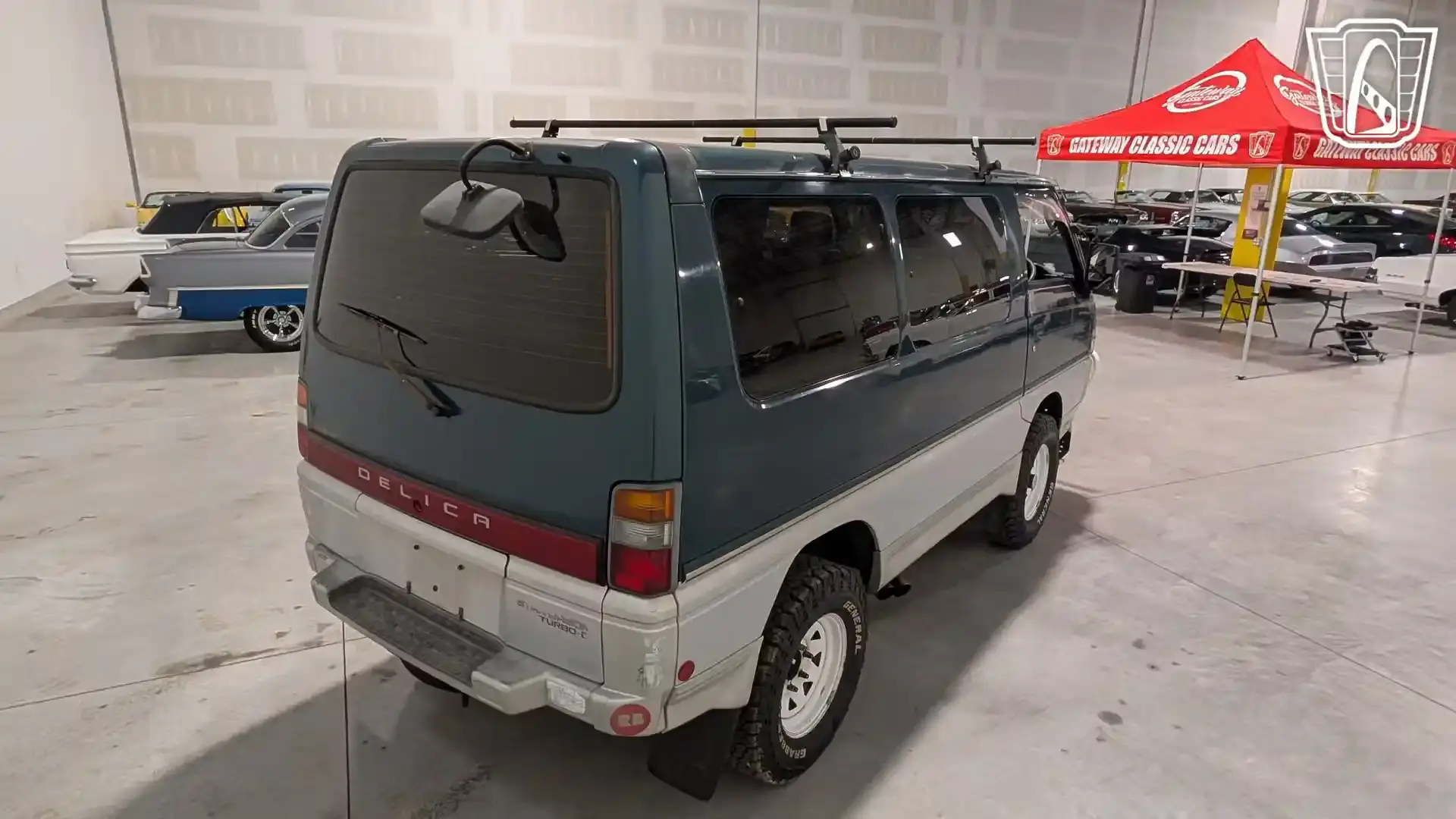 1995 Mitsubishi Delica