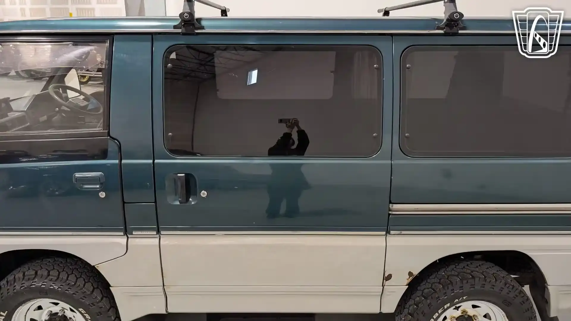 1995 Mitsubishi Delica