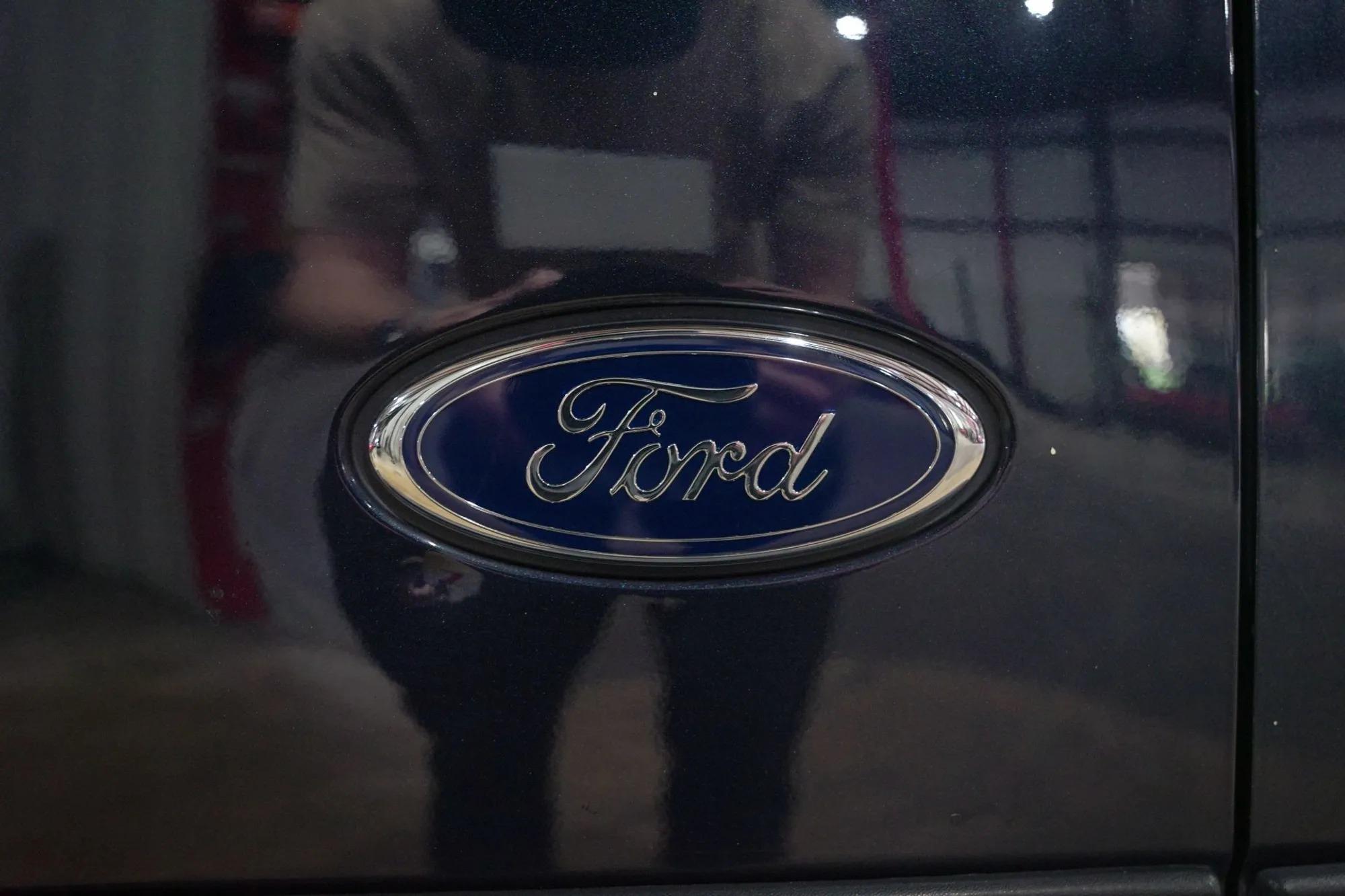 2001 Ford F-150 Lariat 4×4