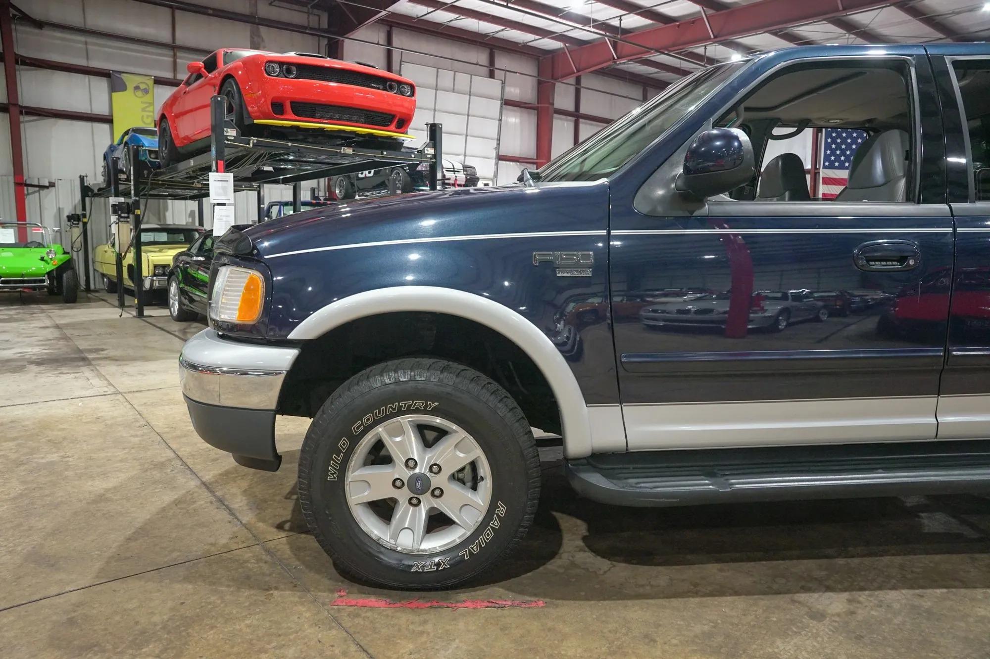 2001 Ford F-150 Lariat 4×4 - 3