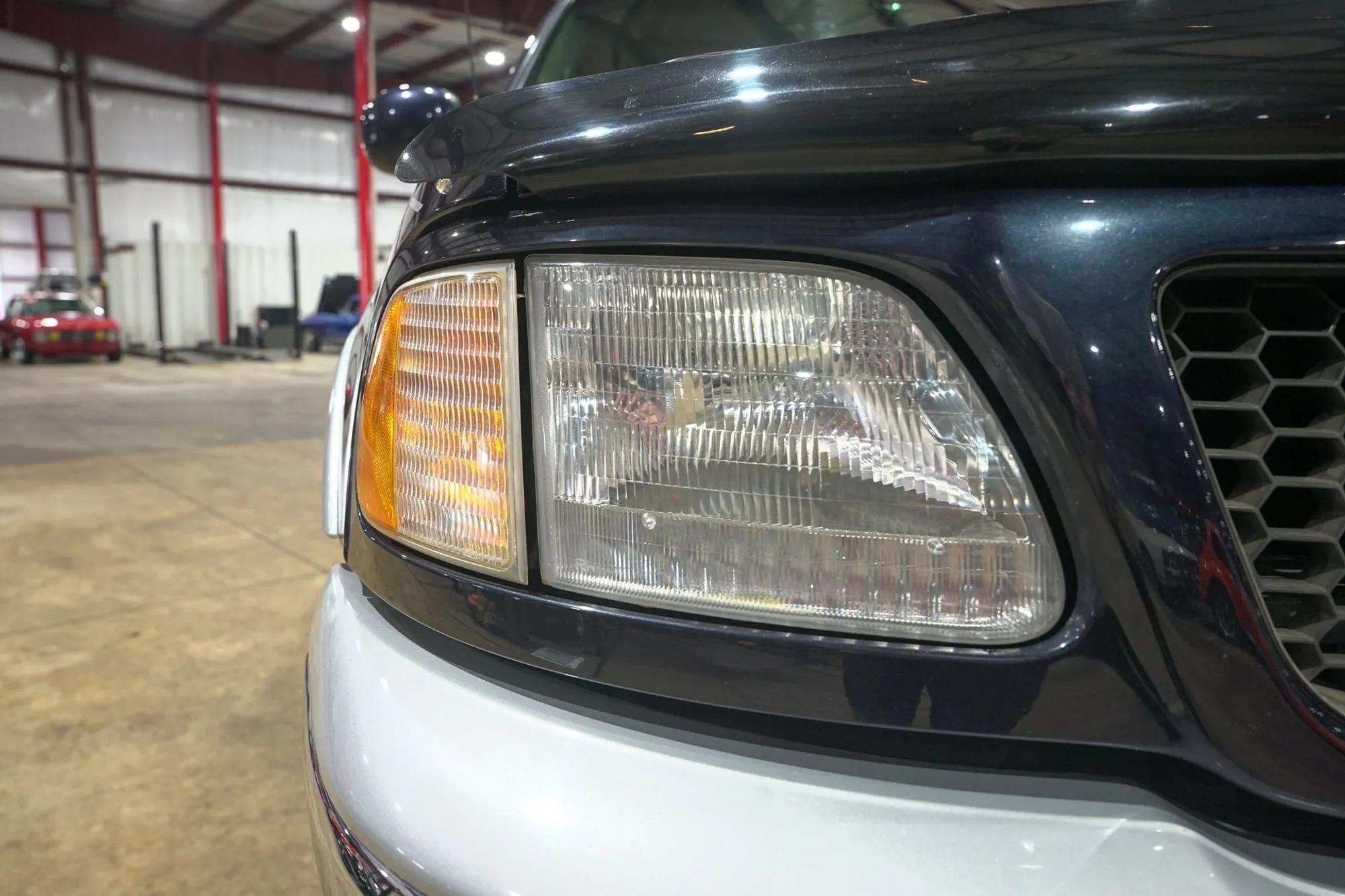 2001 Ford F-150 Lariat 4×4