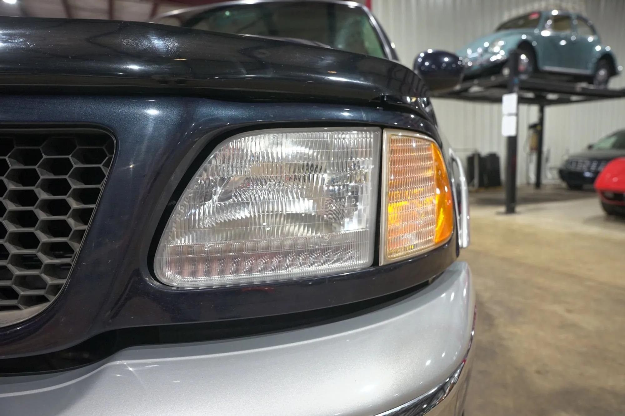 2001 Ford F-150 Lariat 4×4