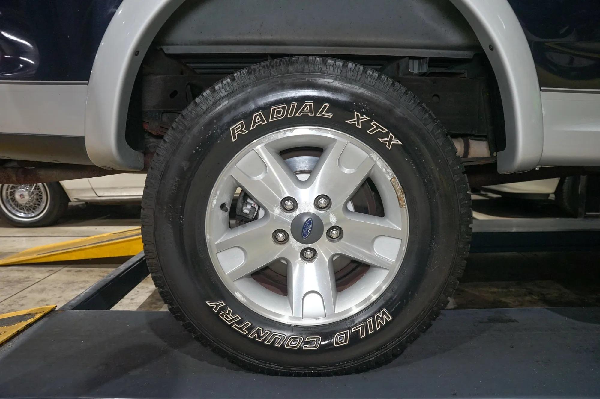 2001 Ford F-150 Lariat 4×4