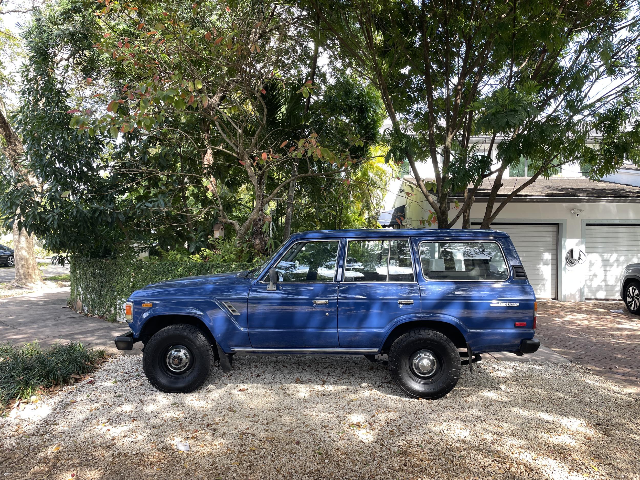 1987 Toyota Land Cruiser FJ60 - 2