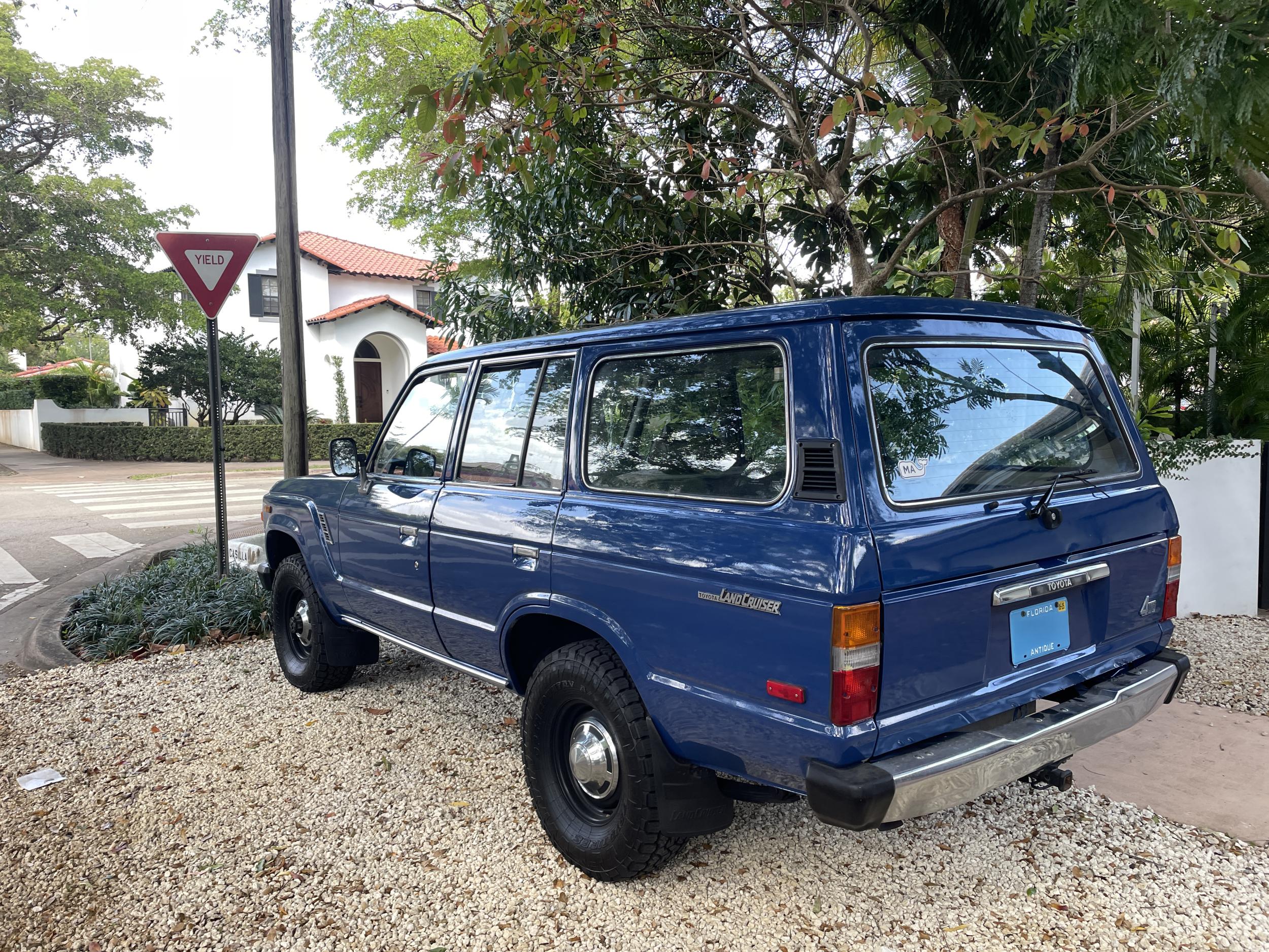 1987 Toyota Land Cruiser FJ60 - 4