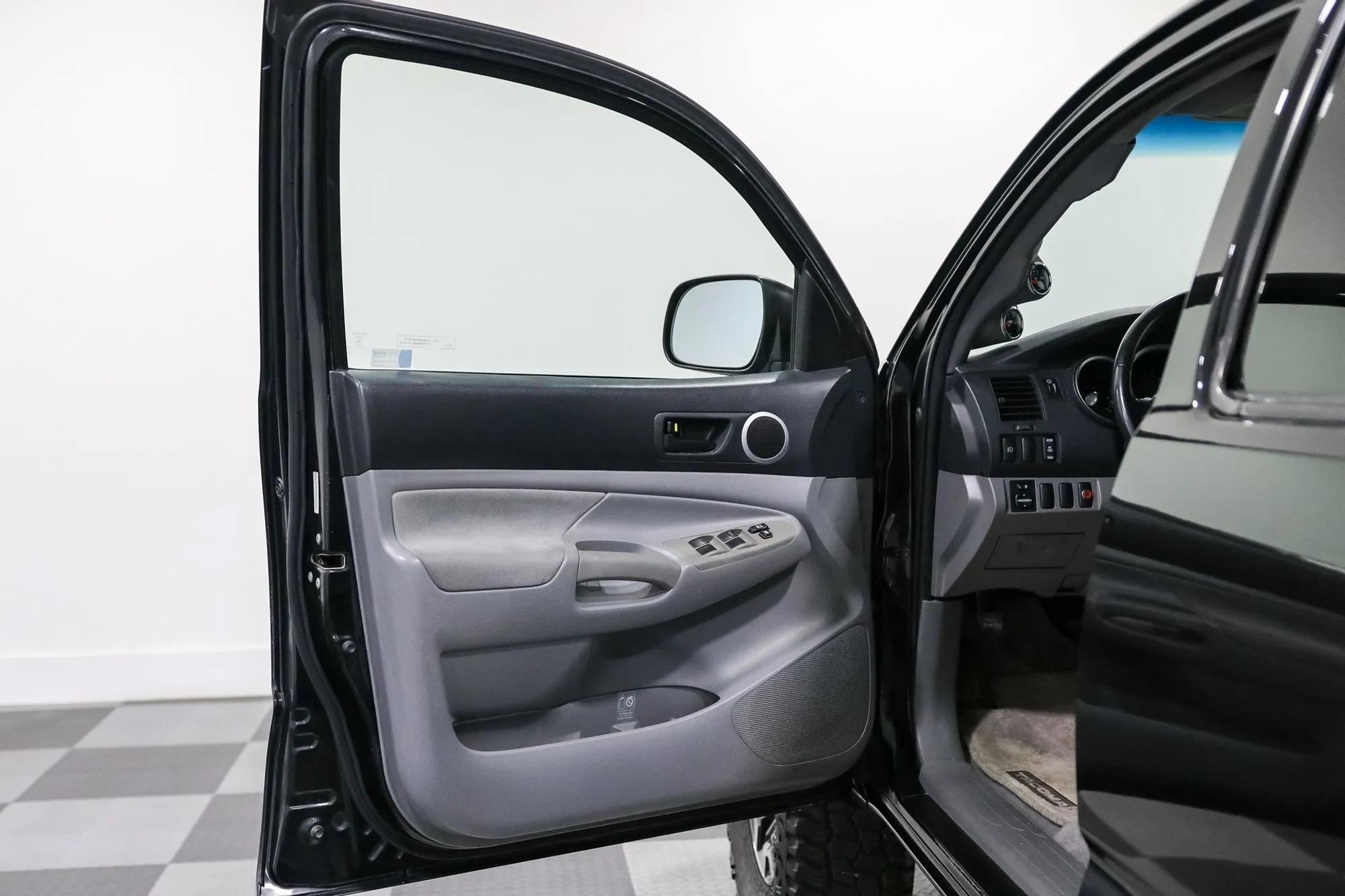 LS-Powered 2006 Toyota Tacoma