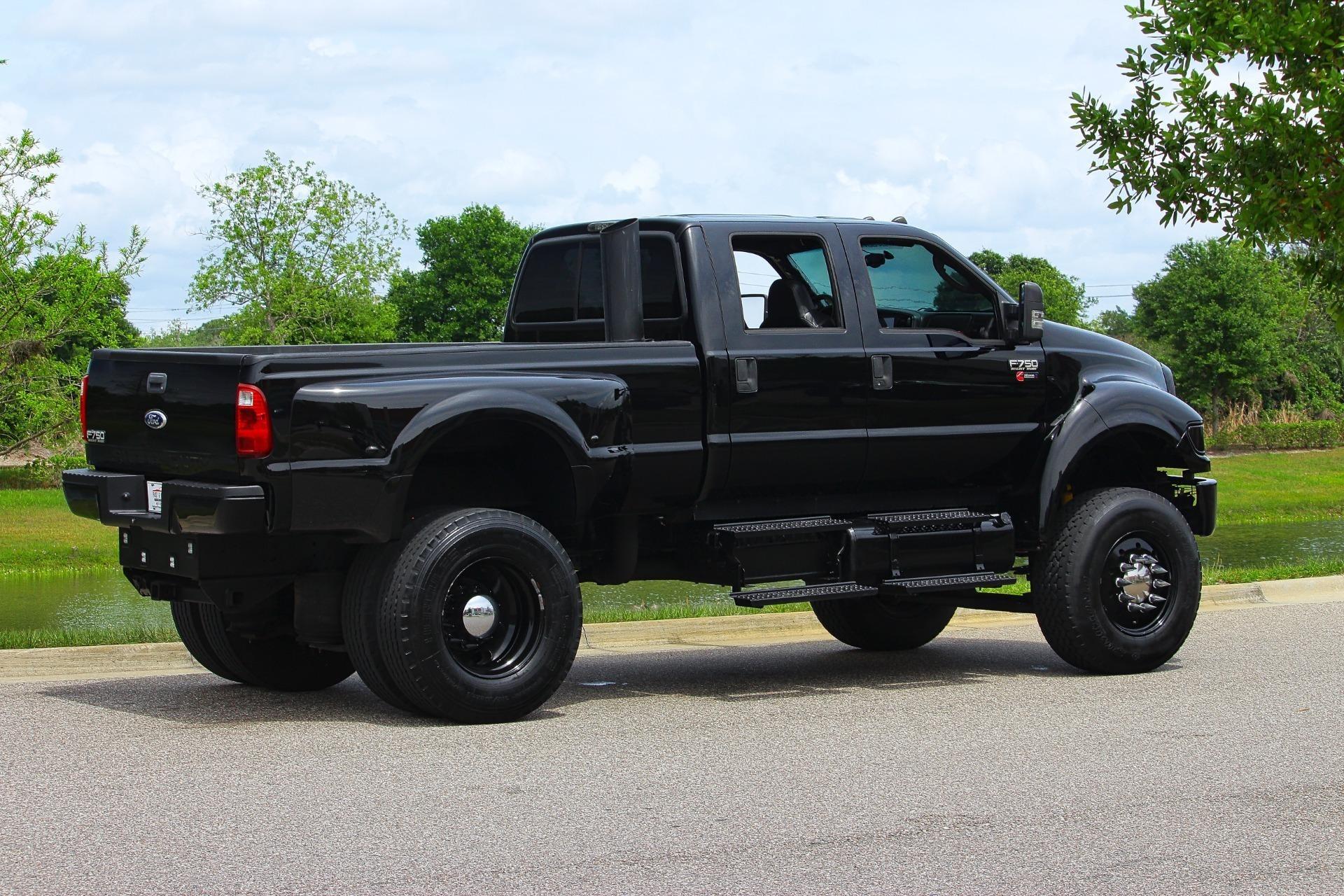 2012 Ford F-750 Night Ride Edition