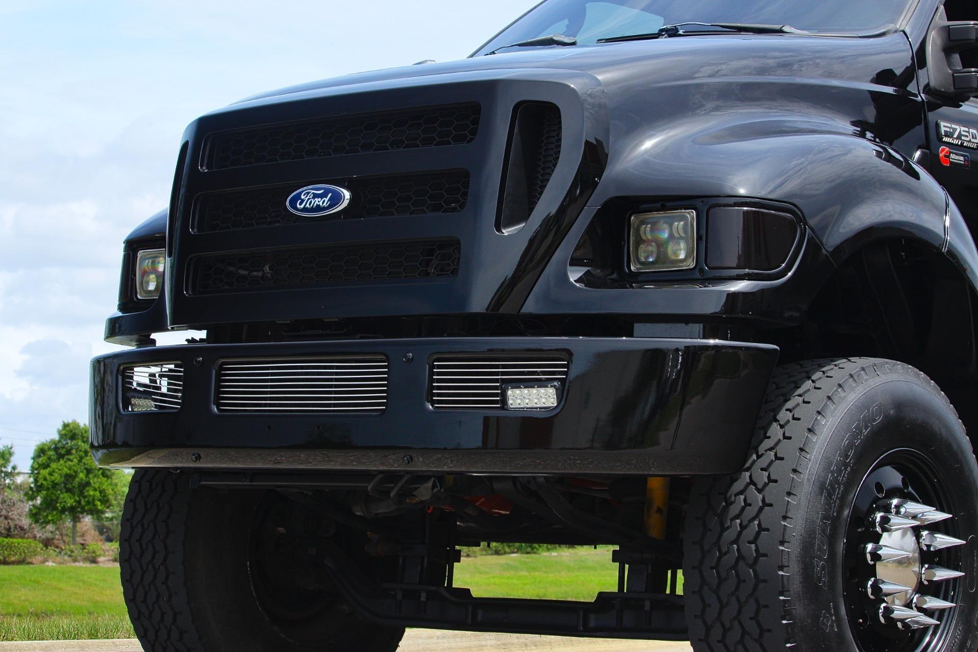 2012 Ford F-750 Night Ride Edition
