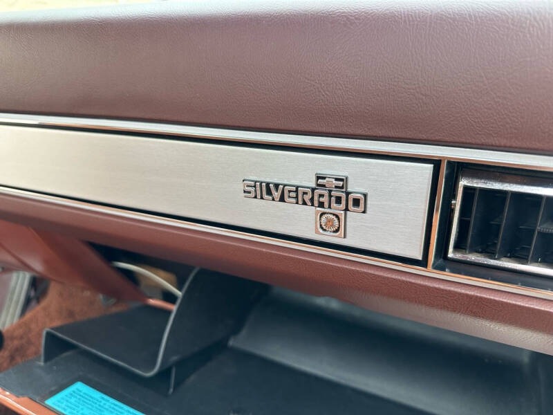9,800-Mile 1982 Chevrolet K10 Silverado