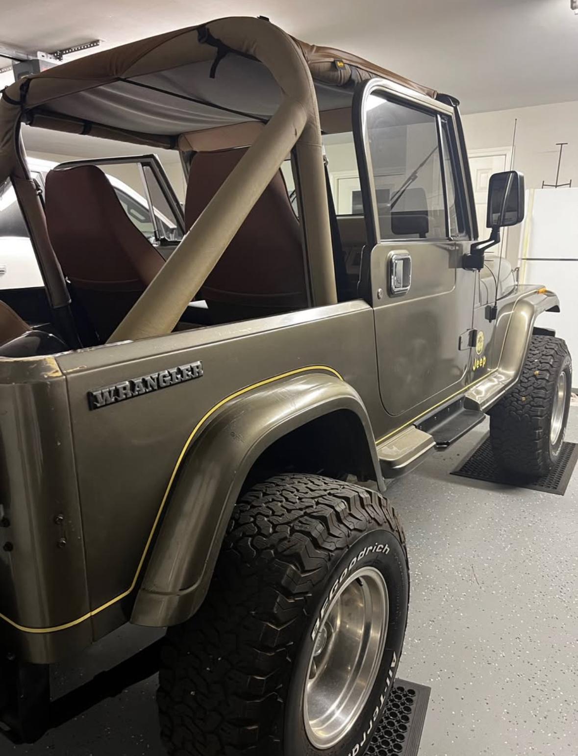 1989 Jeep Wrangler Sahara