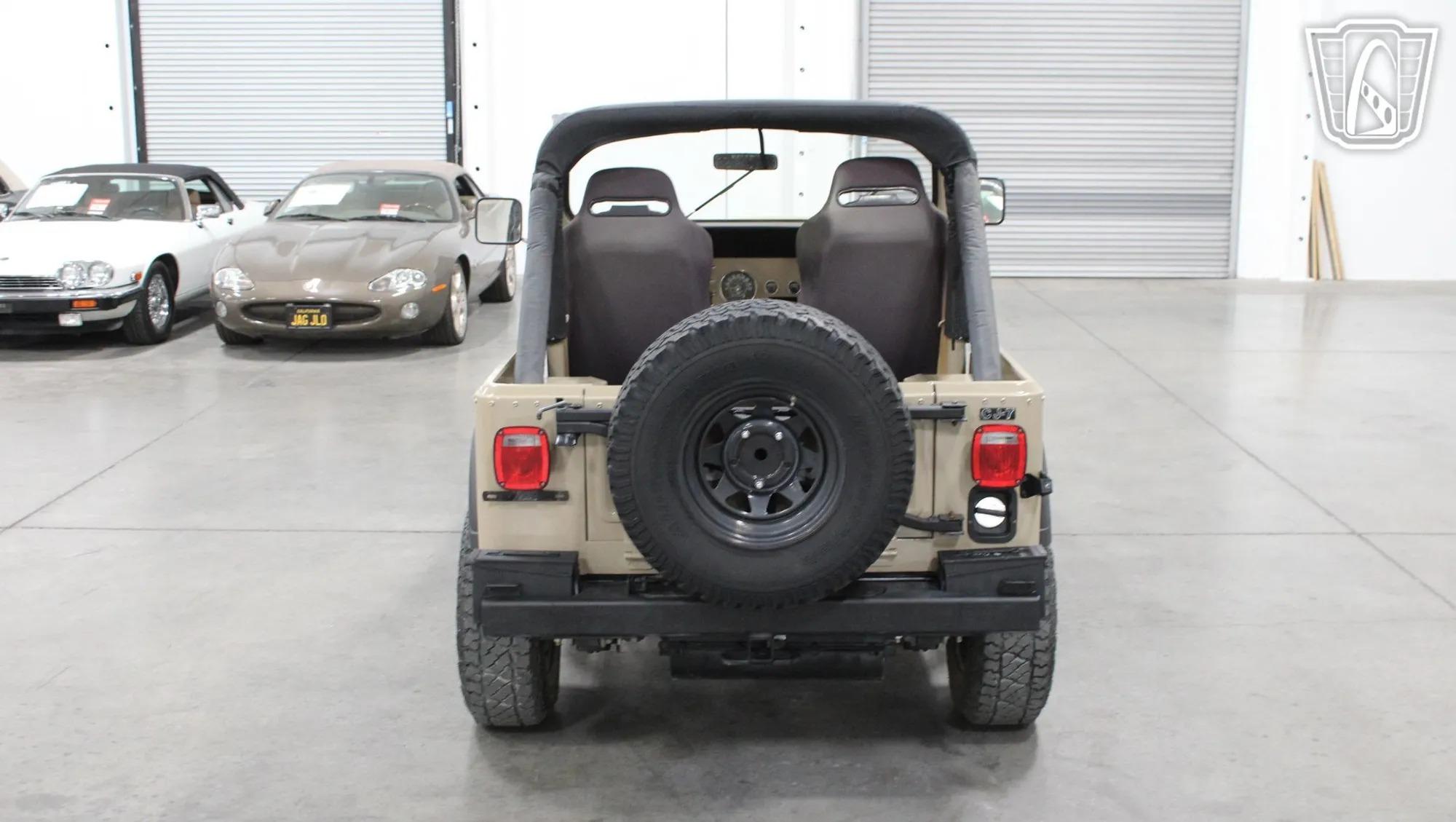 1983 Jeep CJ7 - 4