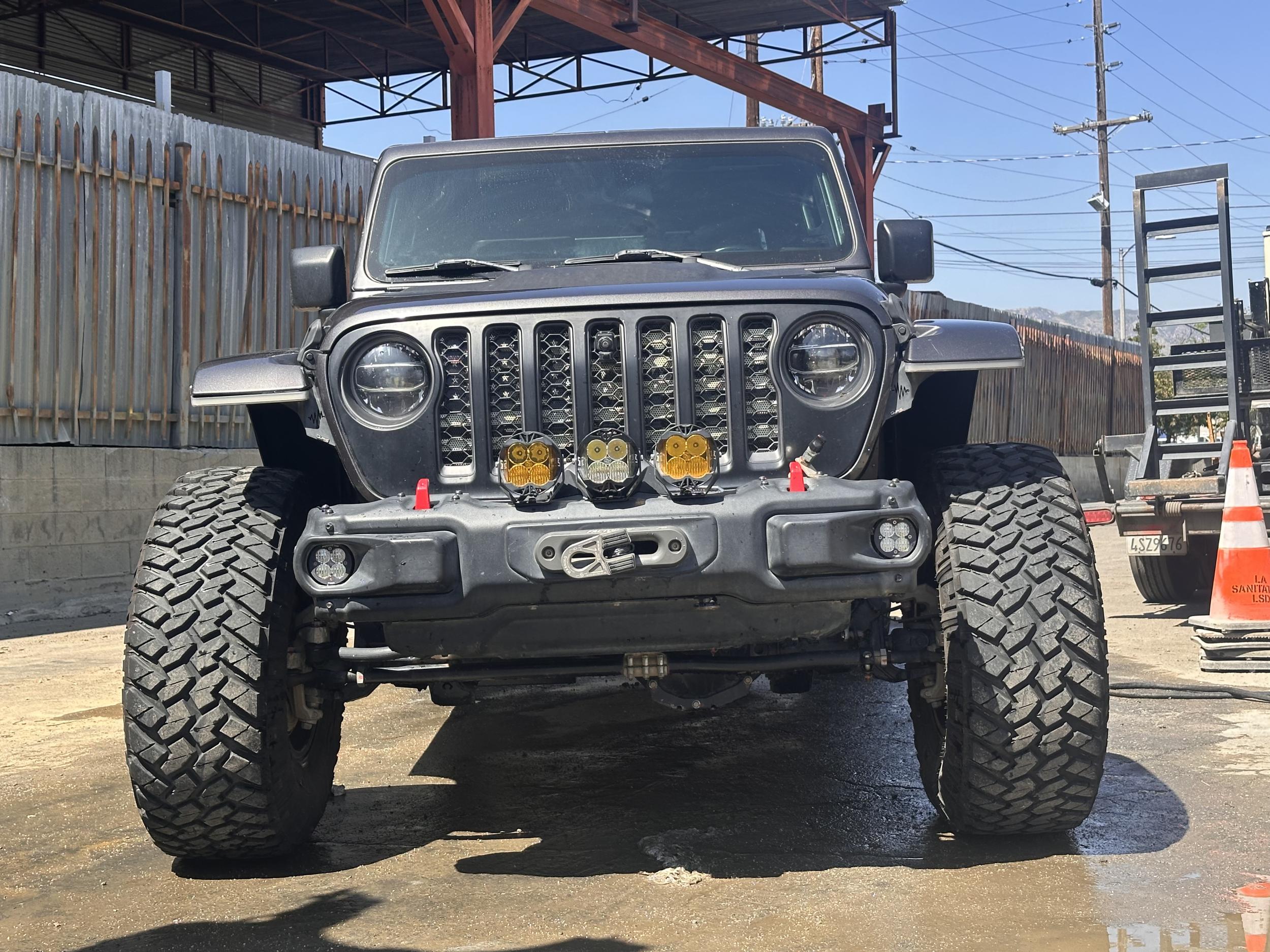 2021 Jeep Gladiator - 2