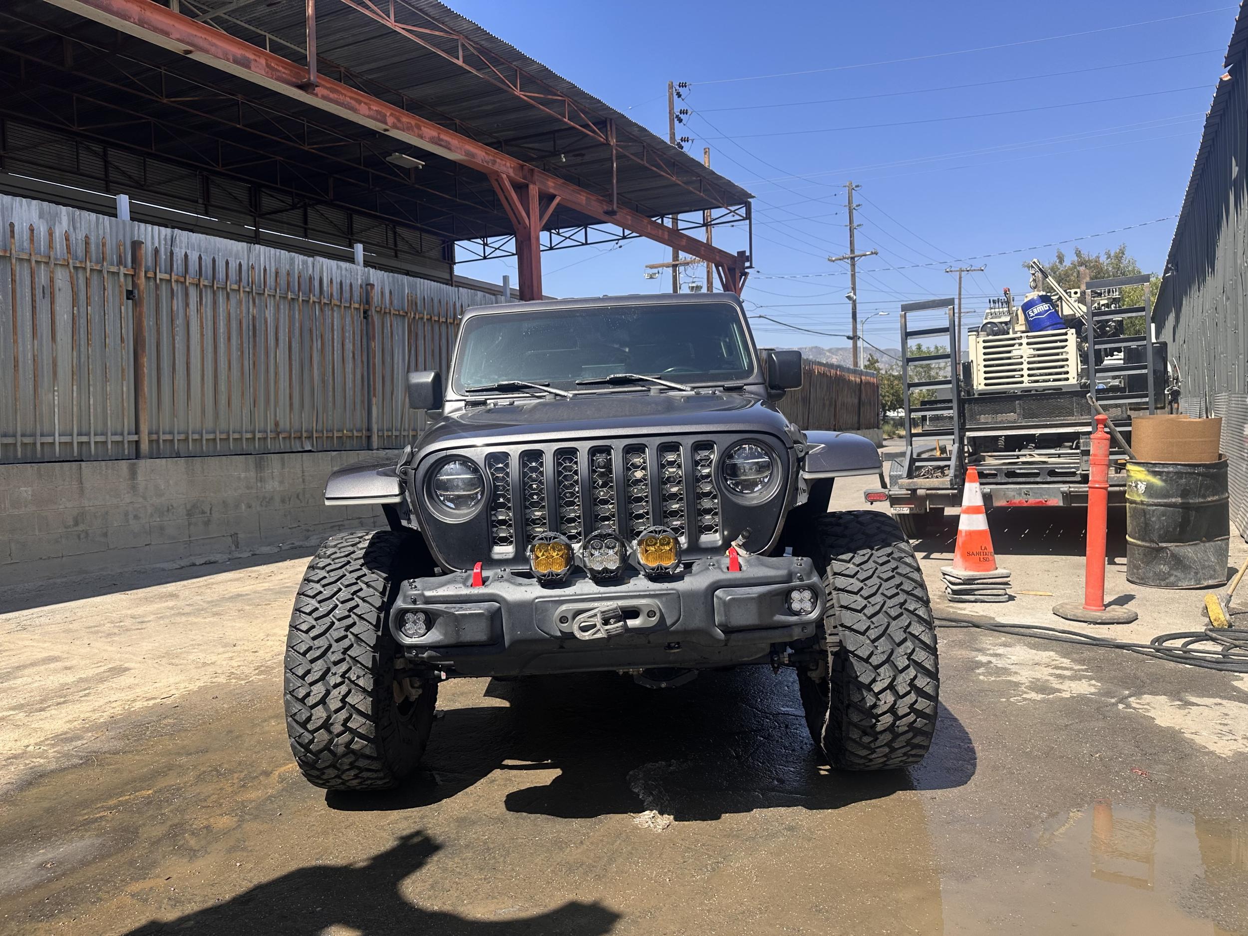 2021 Jeep Gladiator