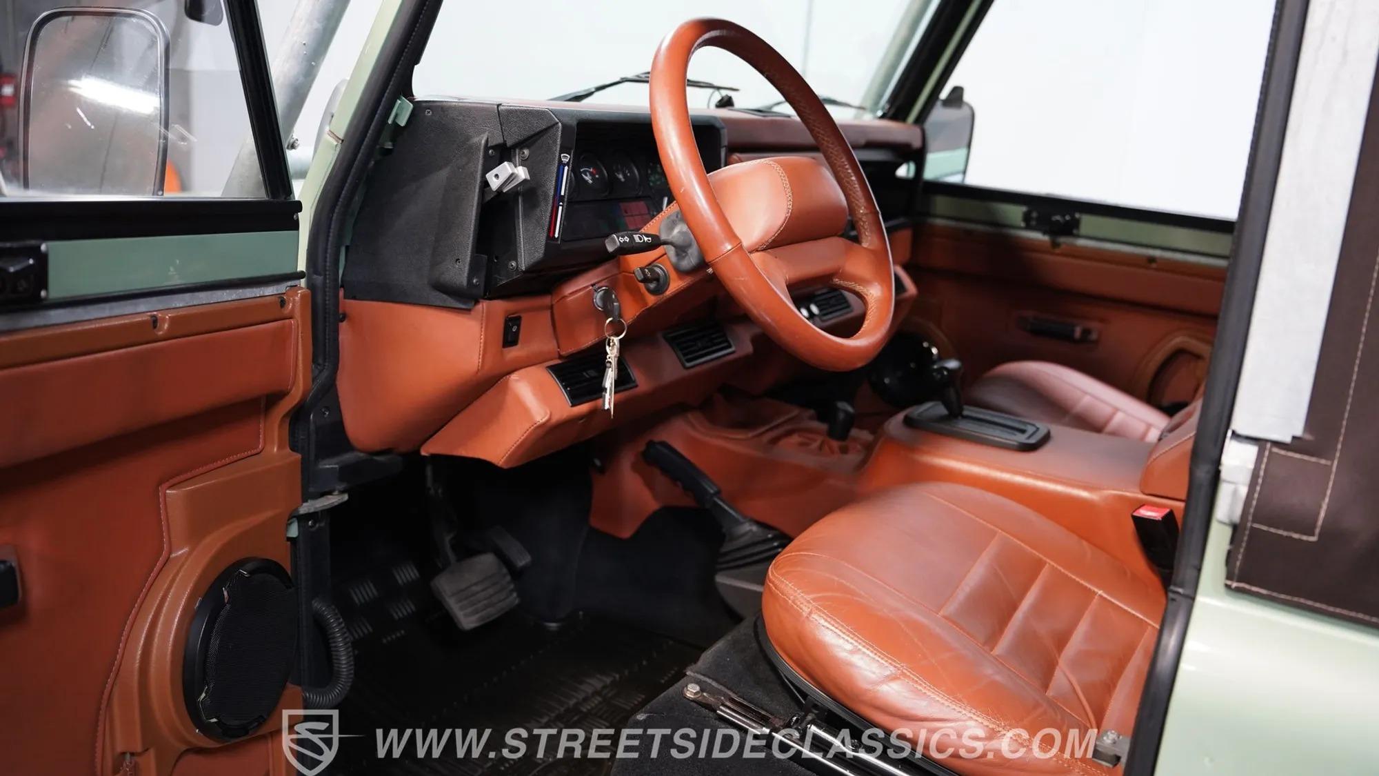 1997 Land Rover Defender 90 NAS