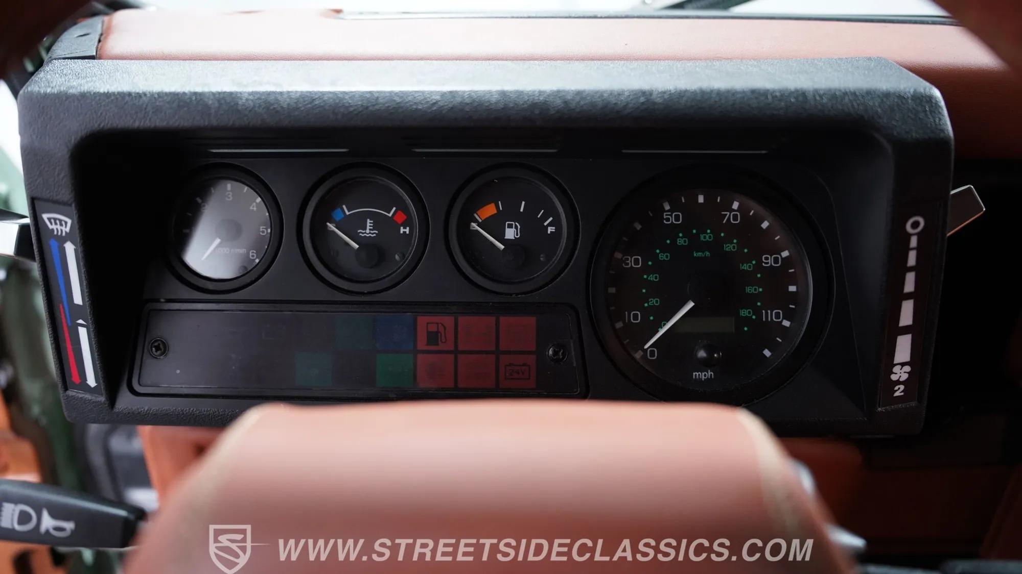 1997 Land Rover Defender 90 NAS