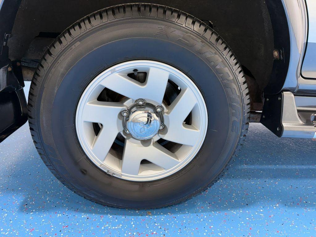 34k-Mile 2000 Mitsubishi Montero Sport