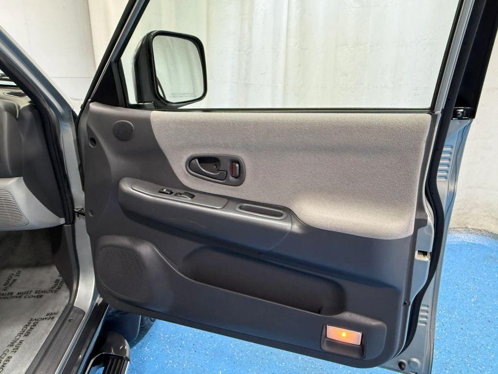 34k-Mile 2000 Mitsubishi Montero Sport