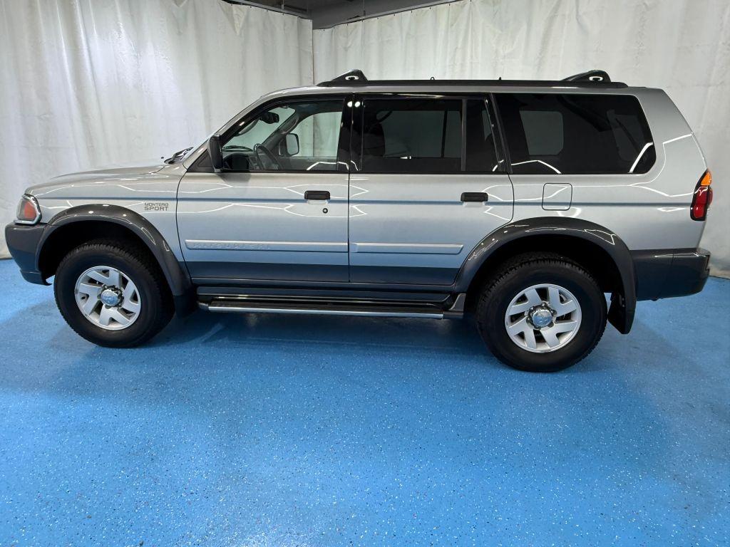 34k-Mile 2000 Mitsubishi Montero Sport - 5