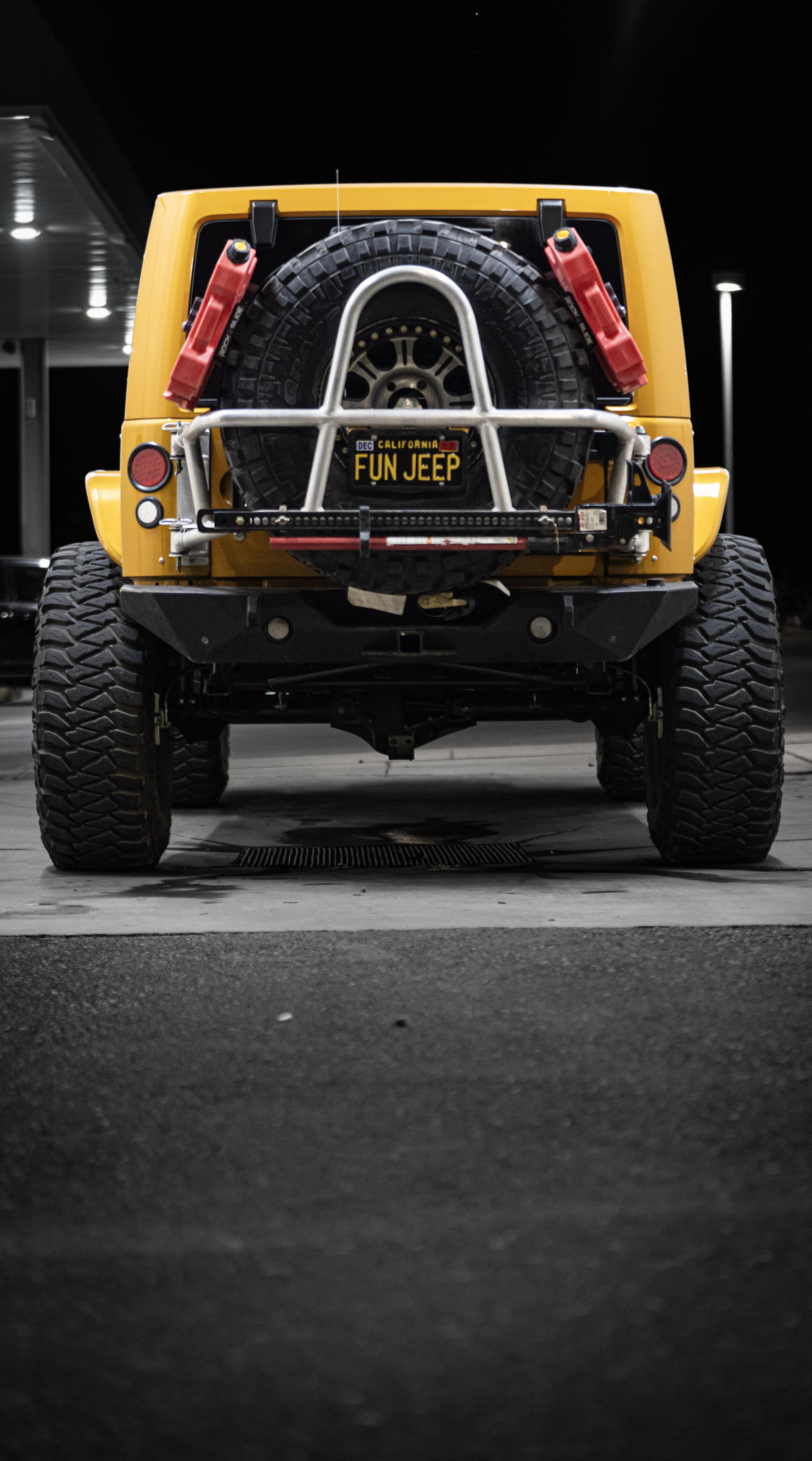 6.2L V8-Powered 2014 Jeep Wrangler Unlimited Rubicon Amp'd