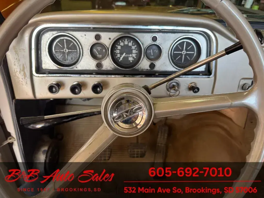 1965 GMC C10 Pickup