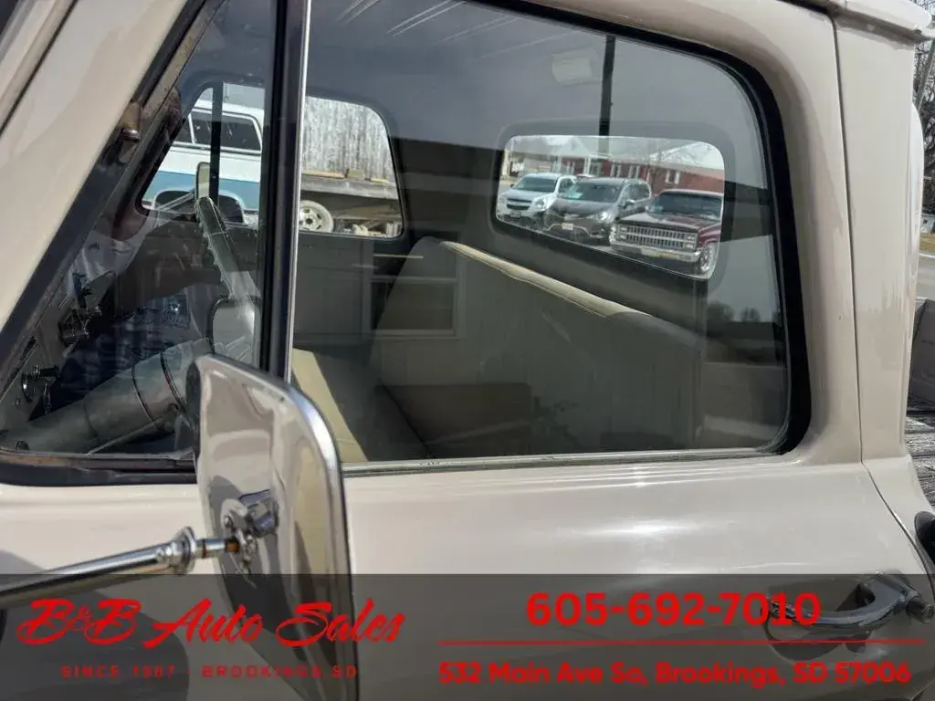 1965 GMC C10 Pickup