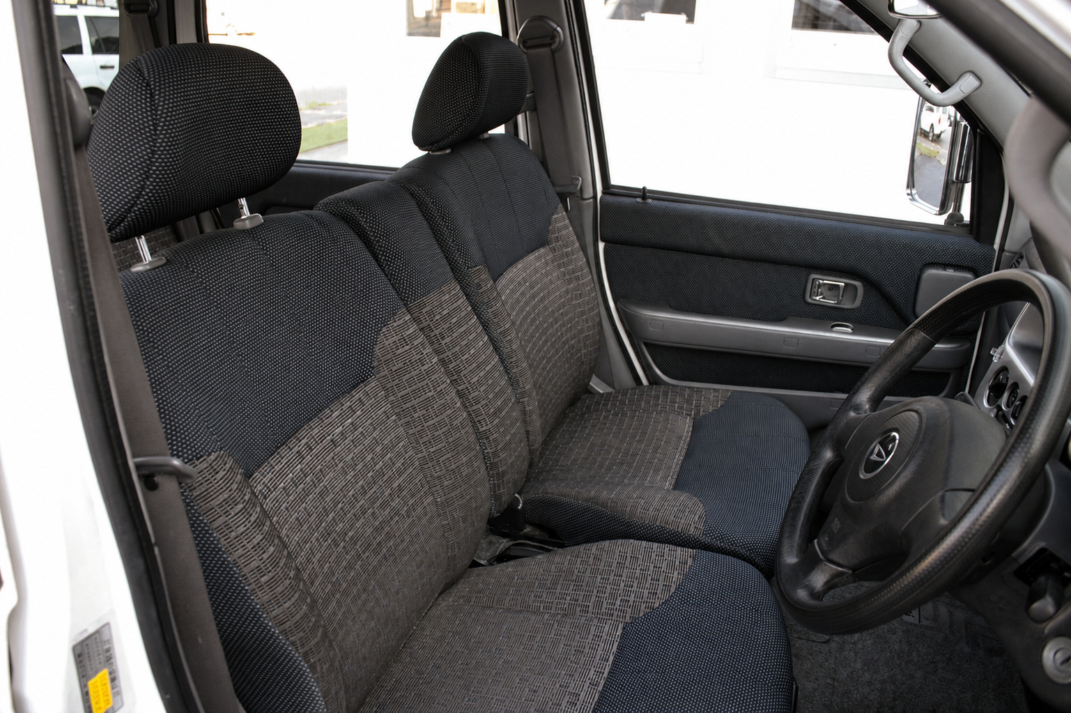 Pending Sale: 2001 Daihatsu Atrai Turbo 4x4