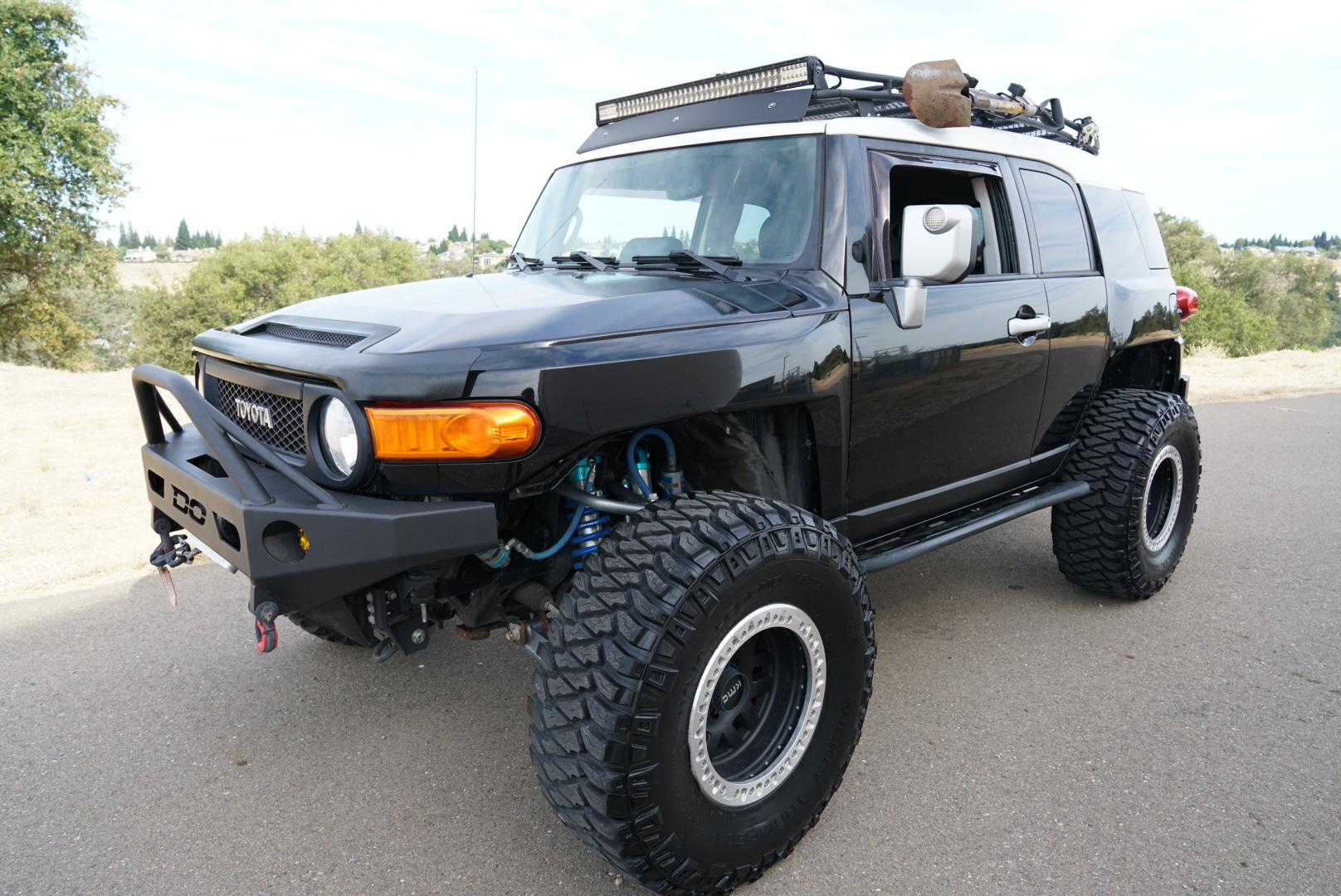 2014 Toyota FJ Cruiser - 2