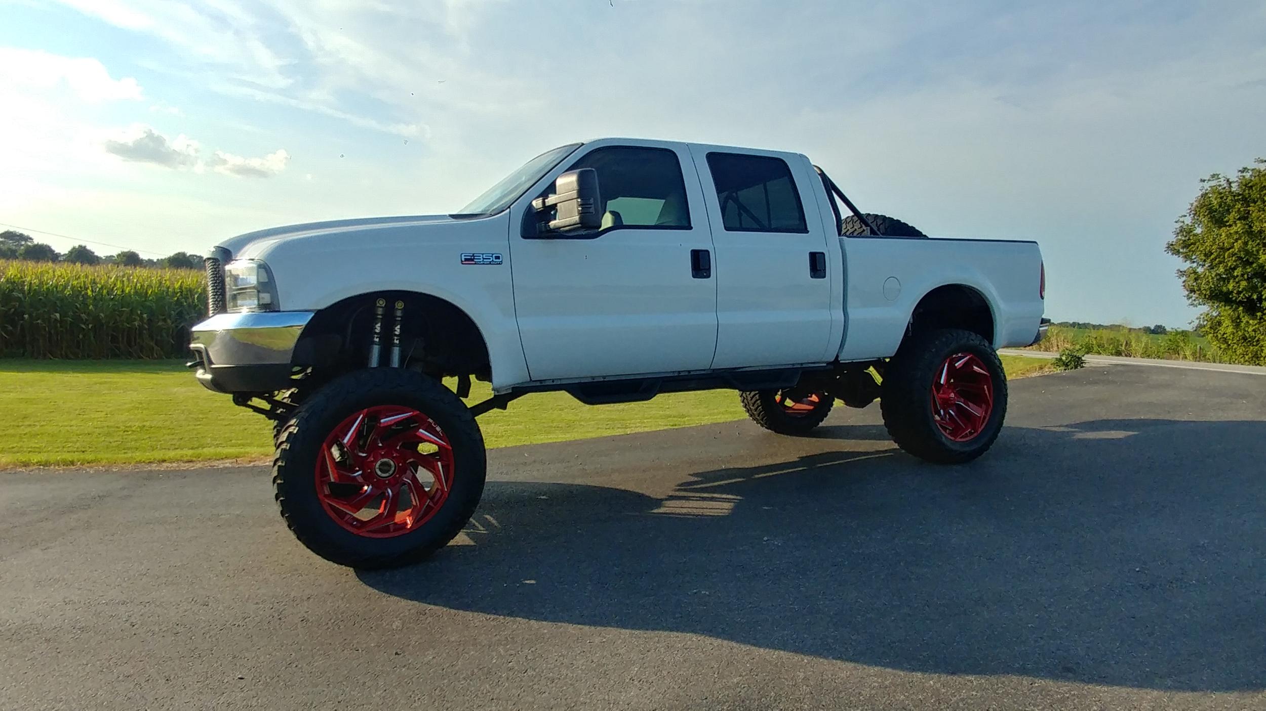 2001 Ford F-350 Lariat Crew Cab - 4