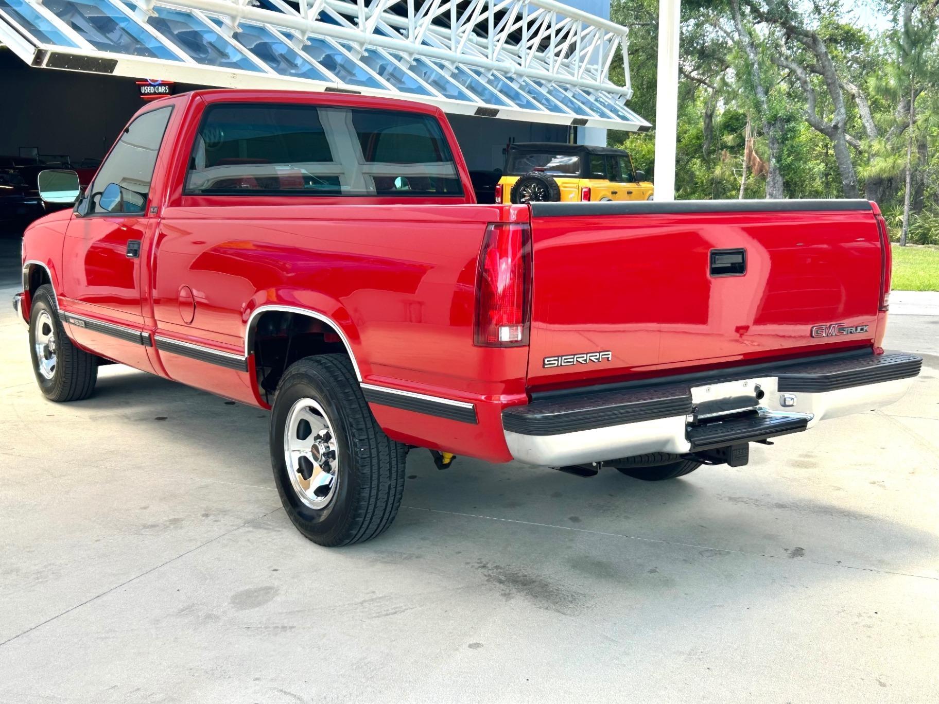17k-Mile 1993 GMC Sierra SLE